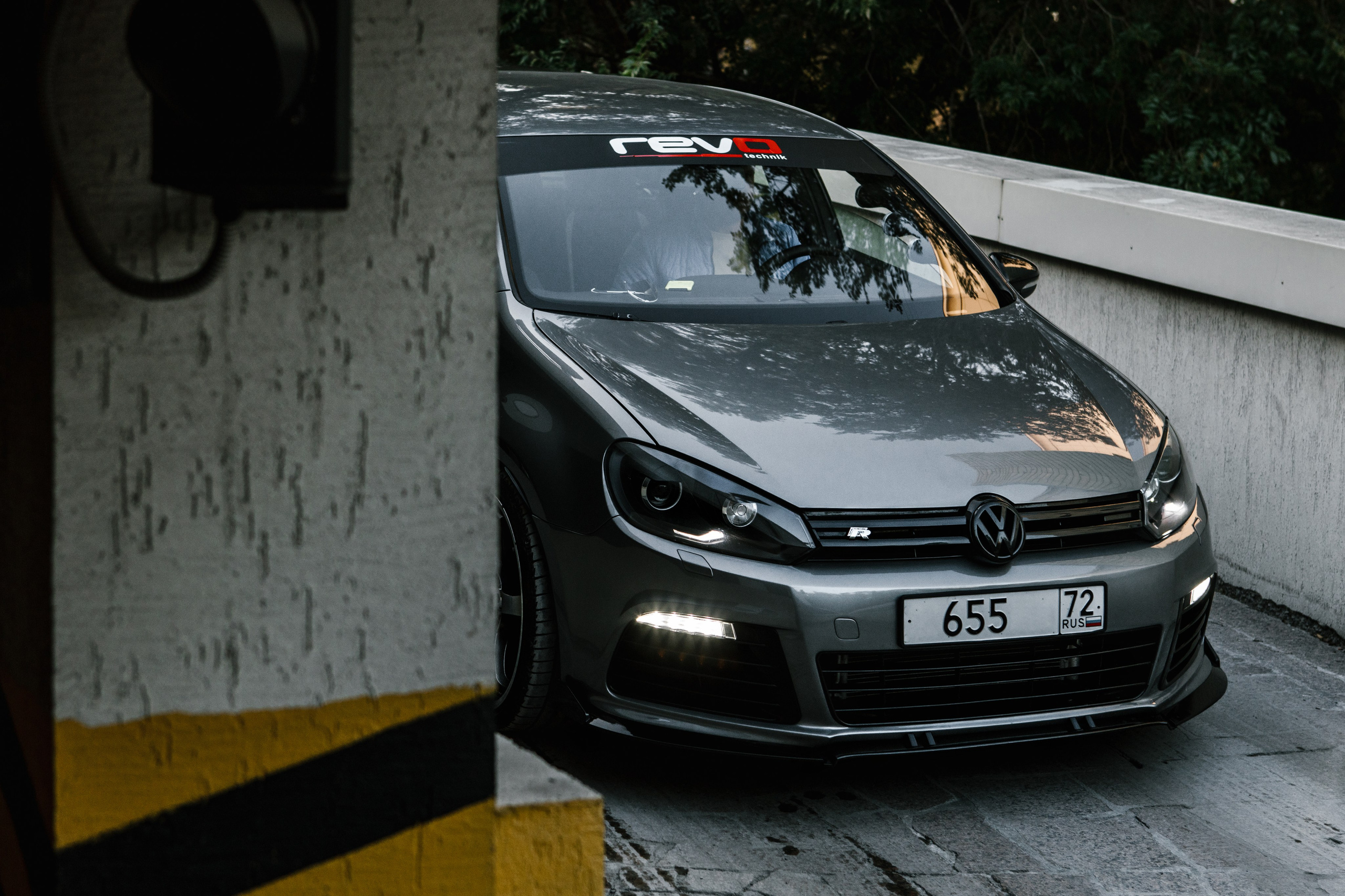 VW Golf R VI. Эстетика Sveta