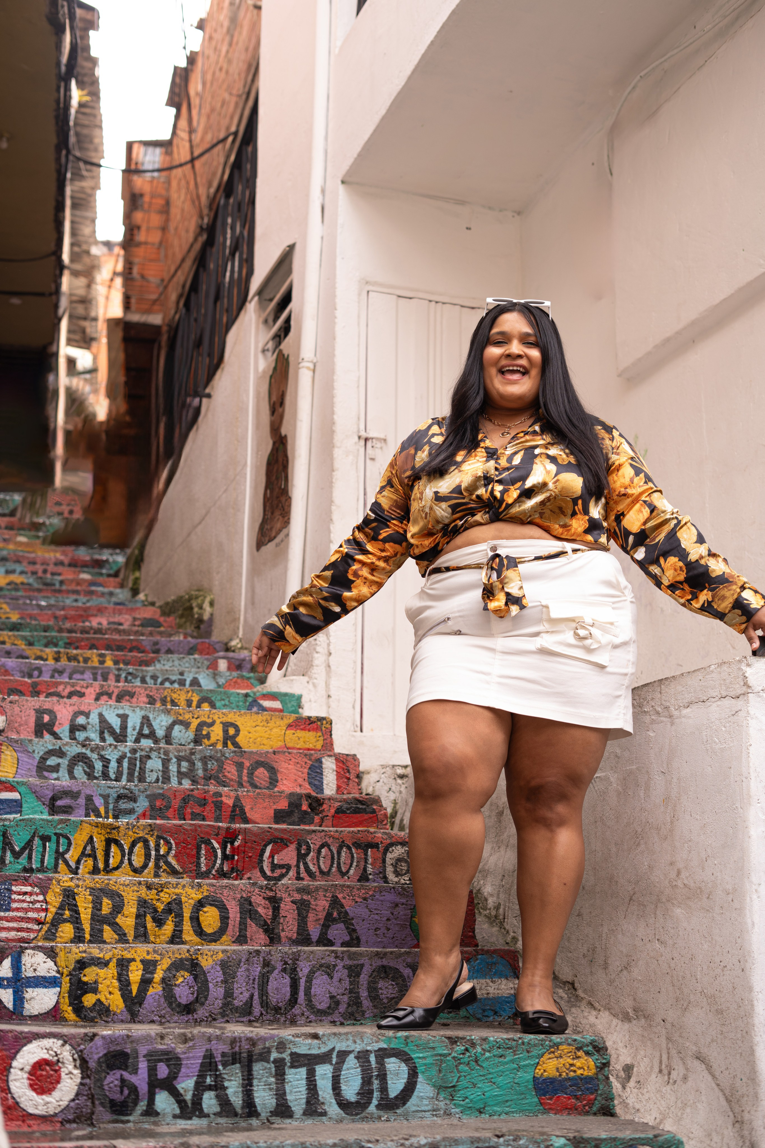 Jess in Communa 13. Wedding Photographer in Barcelona and Medellin