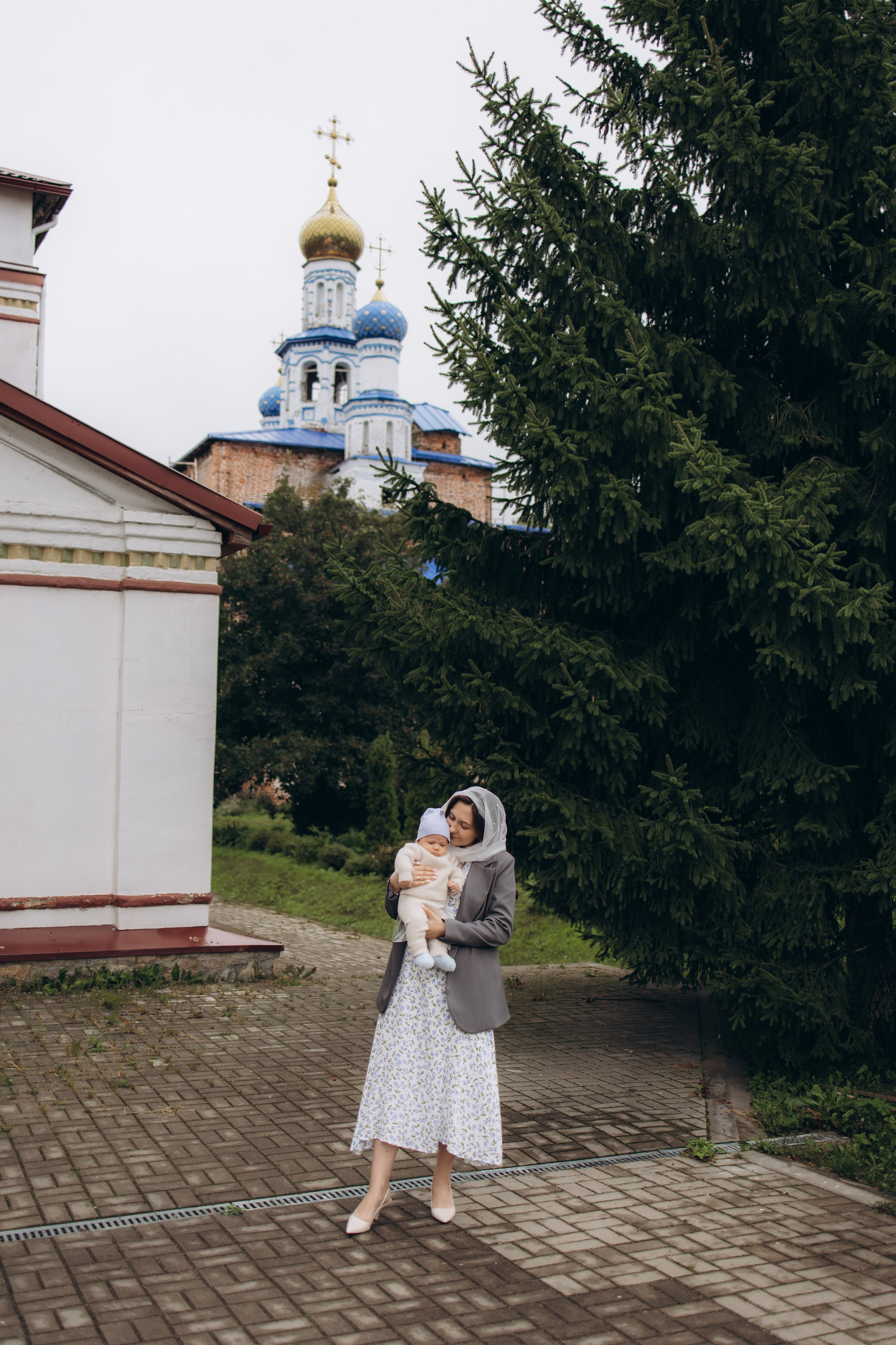 Таинство Крещения Степана в храме Воскресения Христова, с. Трубино (Калужская обл.). Надежда Стар семейный и церковный фотограф в Жукове и Калужской области