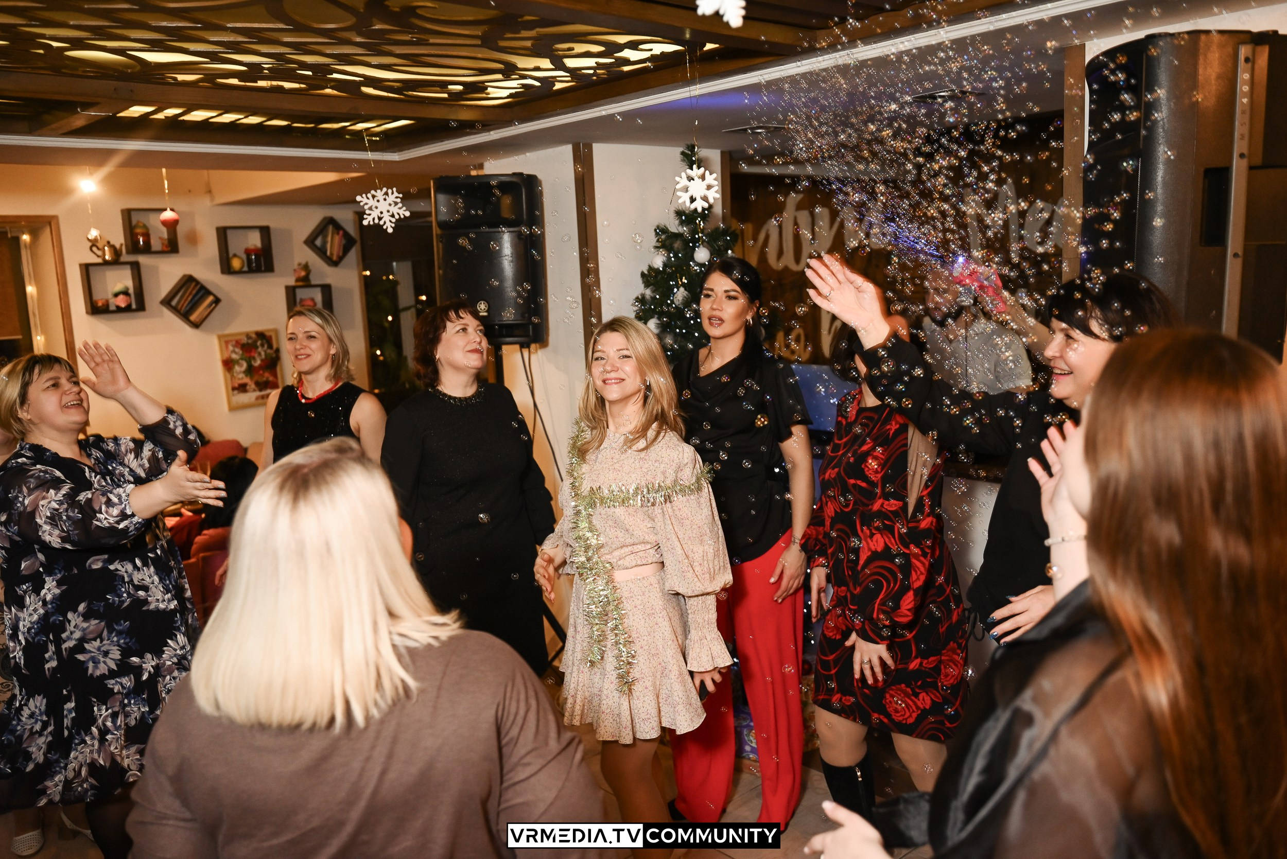 Новогодний вечер в кафе «Кампот»