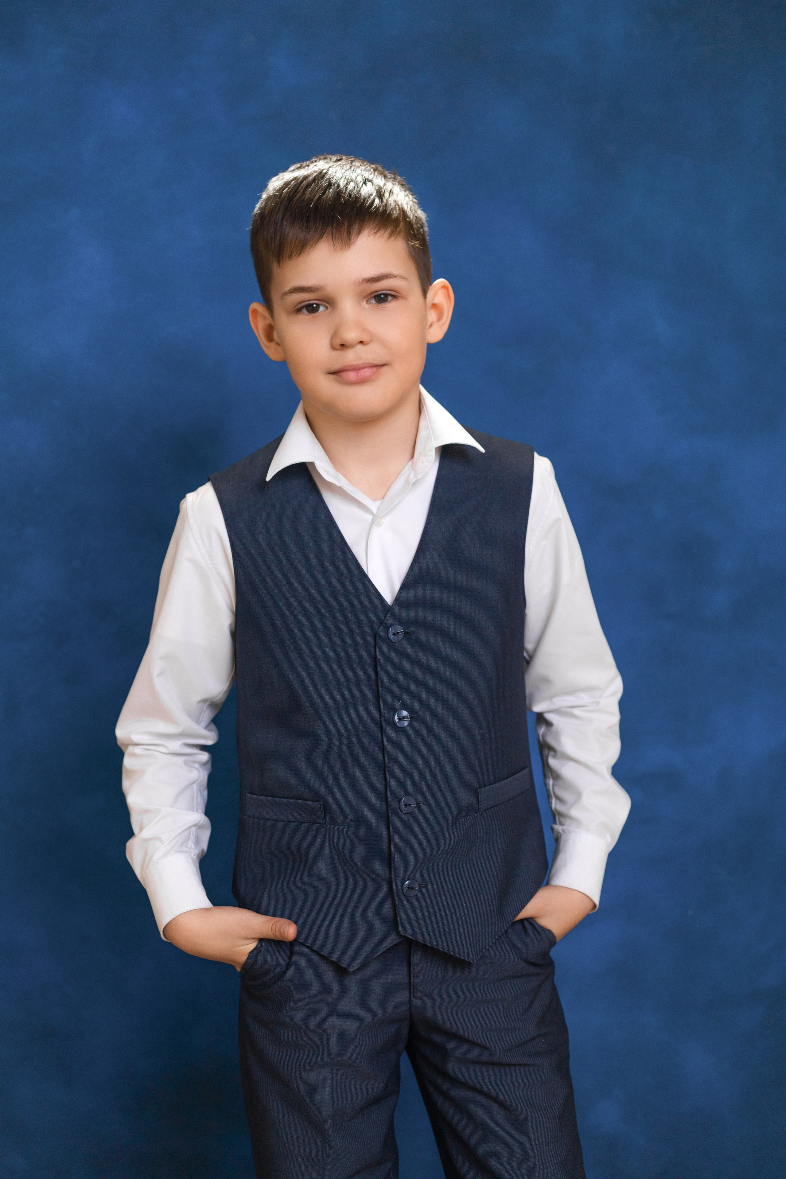 Выпускной альбом «История». Выпускные альбомы в Тюмени для школ, садов, вузов спортивных секций