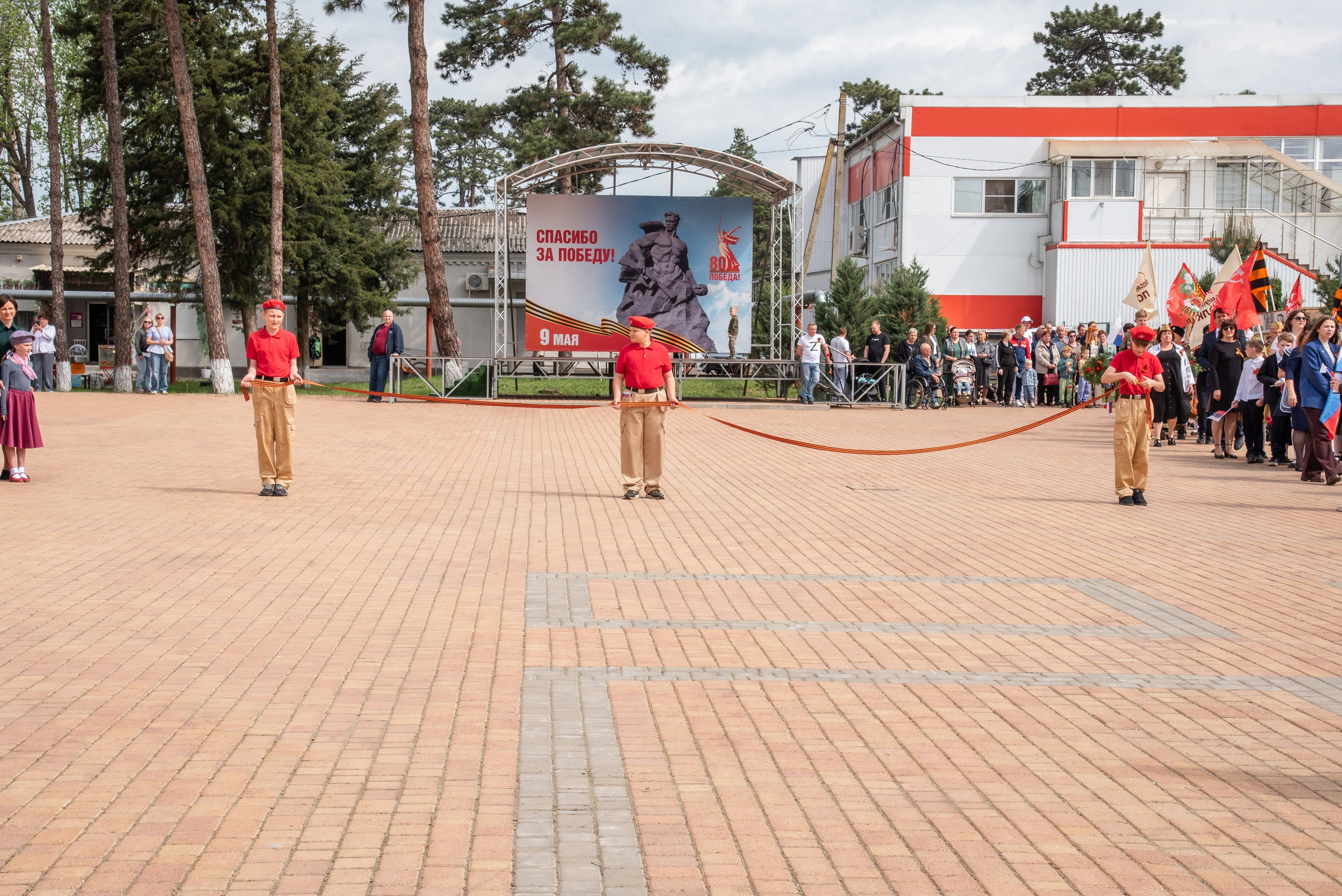 Репортаж для СМИ_9мая_п.Агроном (цветокор). Детский и семейный фотограф Краснодар / Сочи Сергеева Олеся