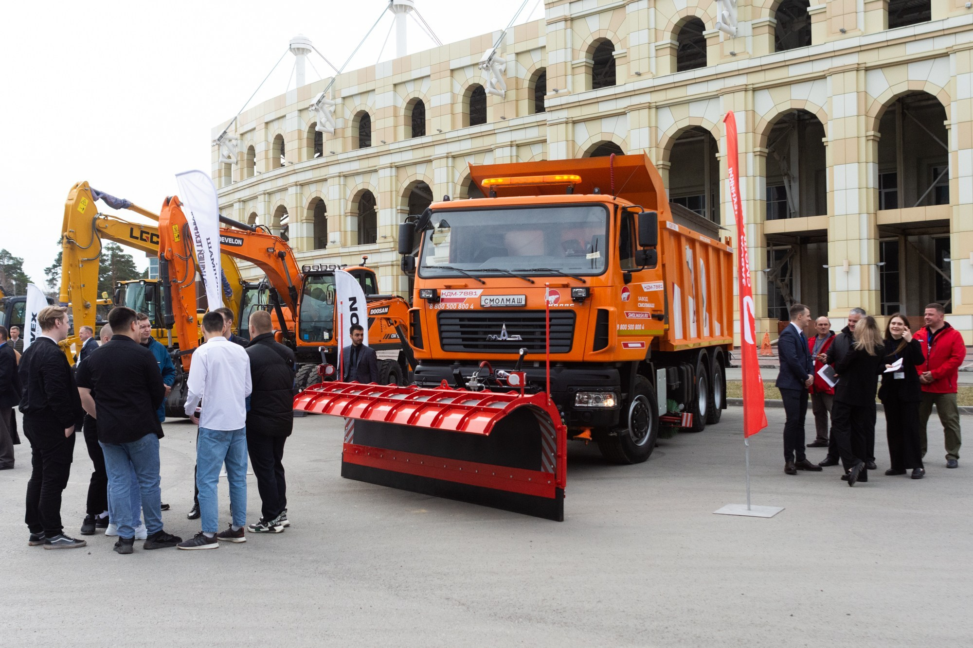 Форум-выставка Дорожный сезон. Фотограф Максим Буряк