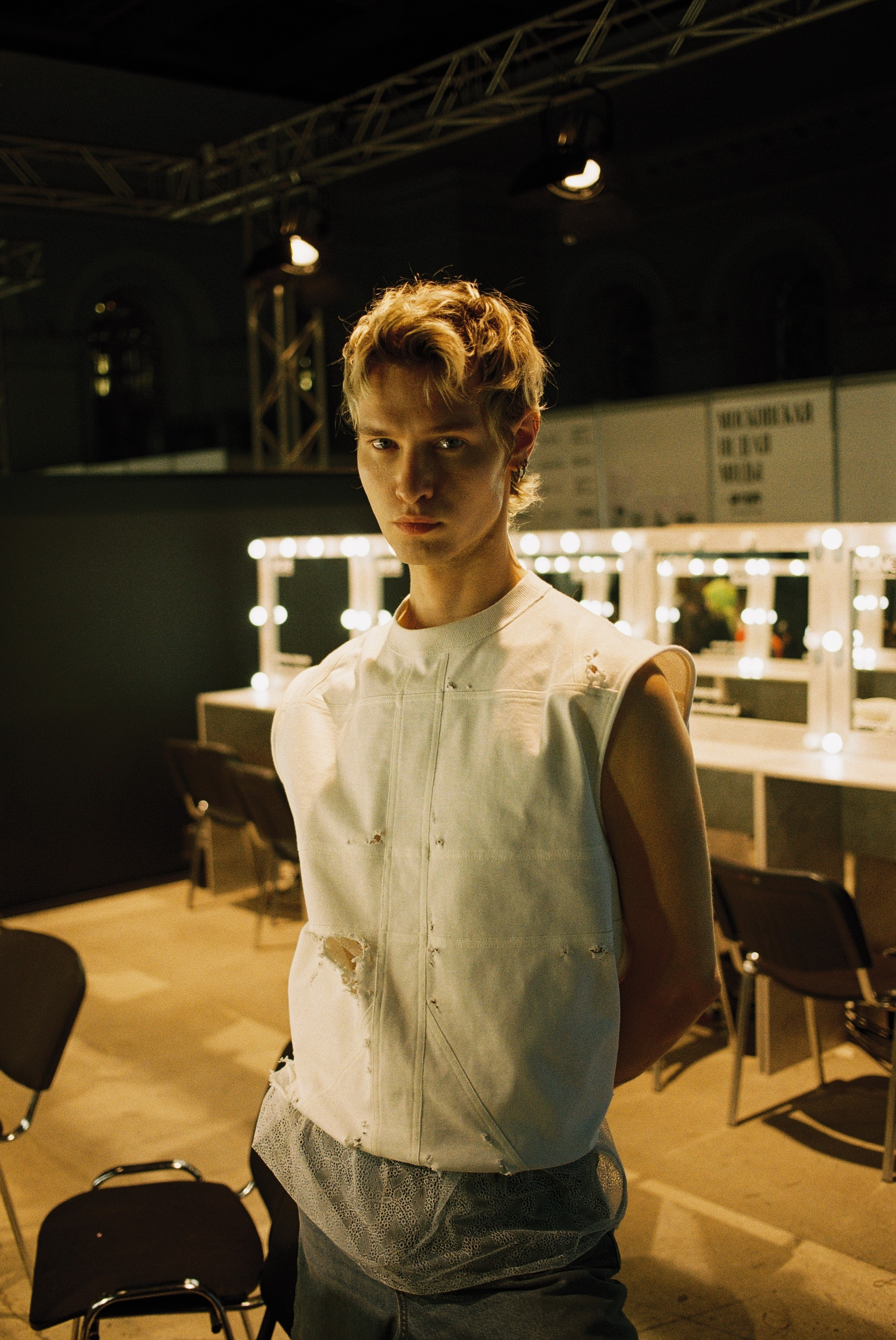 День 2. Плёночный фотограф Москва, Саша Звук