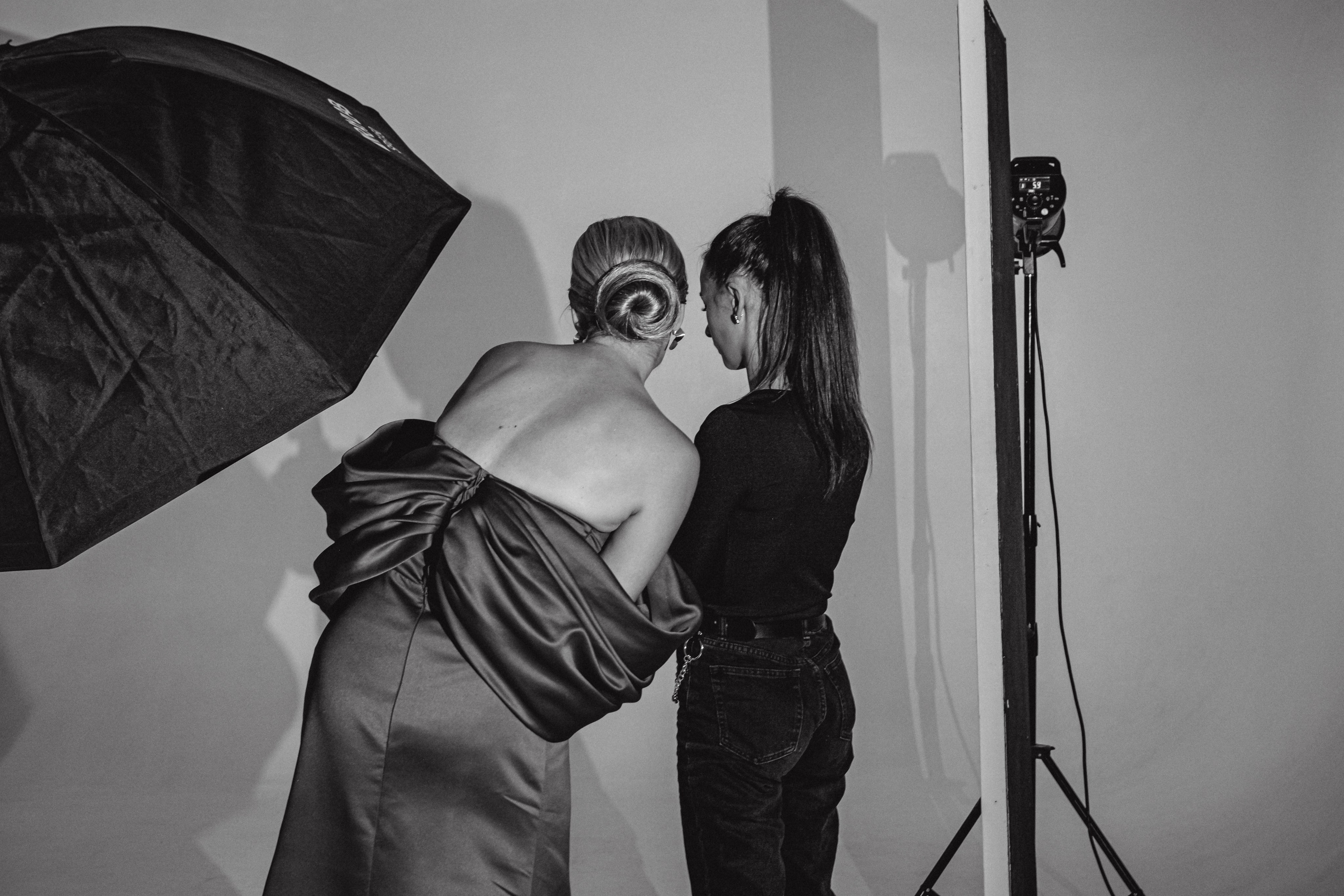 Фэшн-съёмка участниц Миссис Бизнес Гатчина 2023. Портретный фотограф в Санкт-Петербурге Дмитриева Наталия