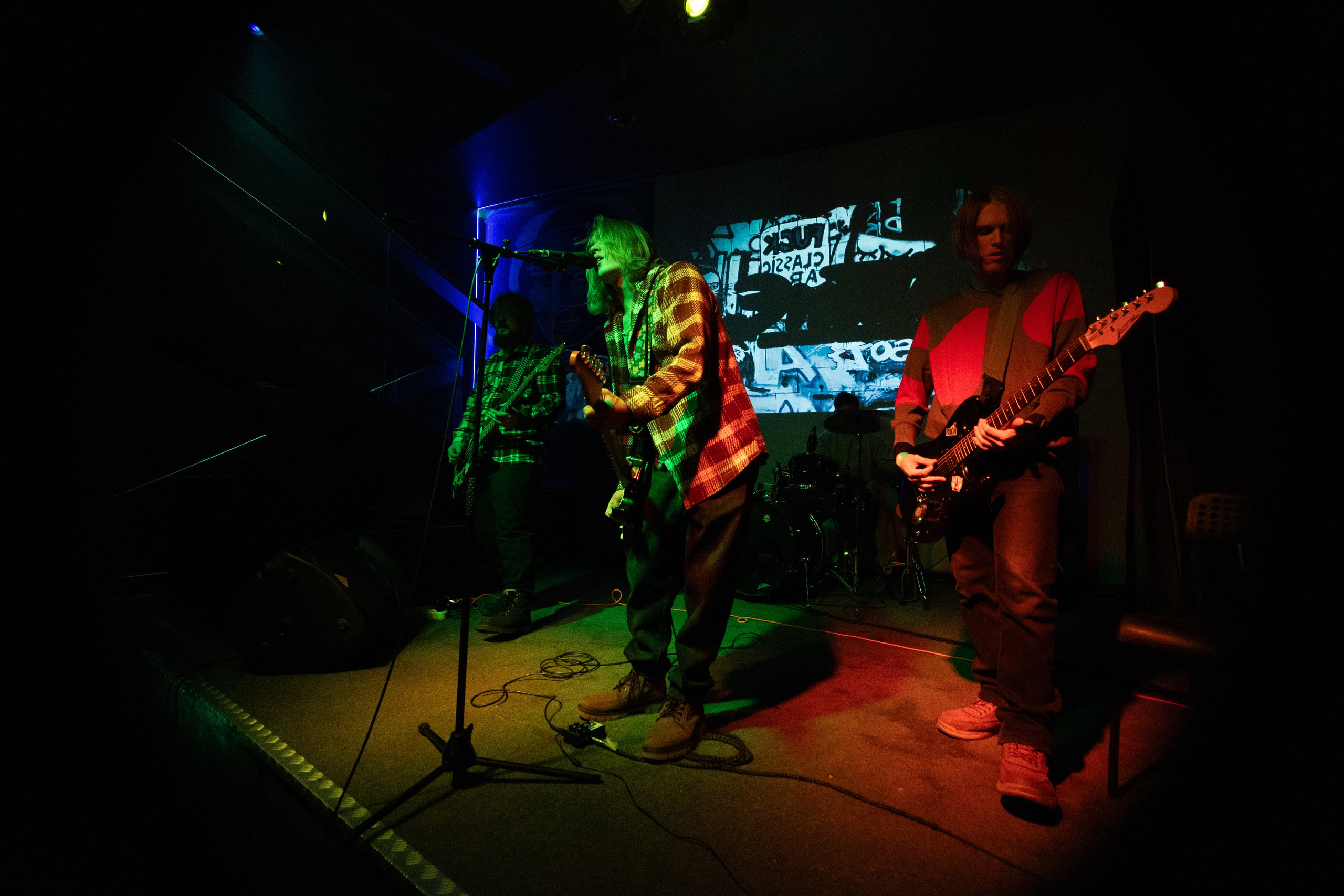 Wrong side. Rock night, клуб-галерея Эрмитаж. 15.11.2024. Фотограф Регина Крикунова г. Красноярск