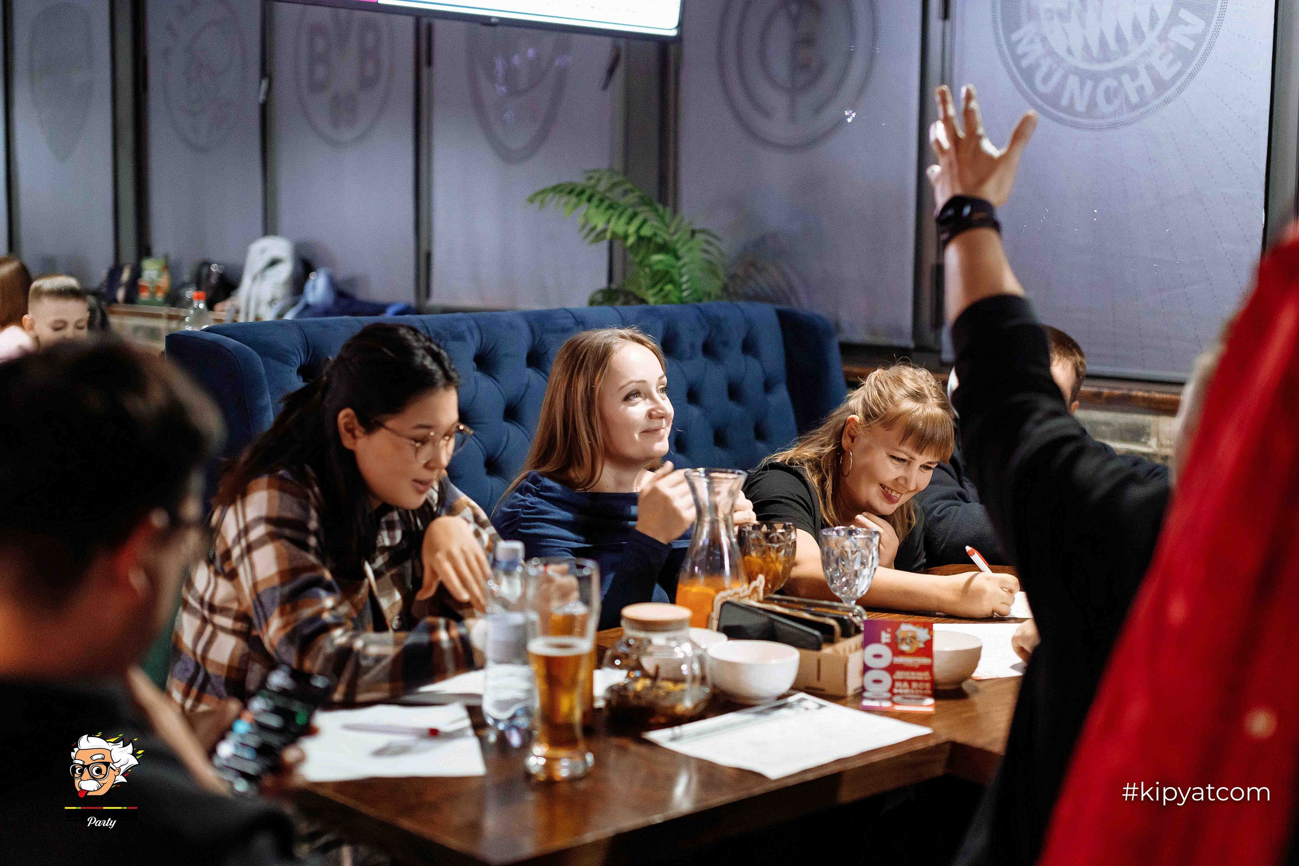 Эйнштейн Party