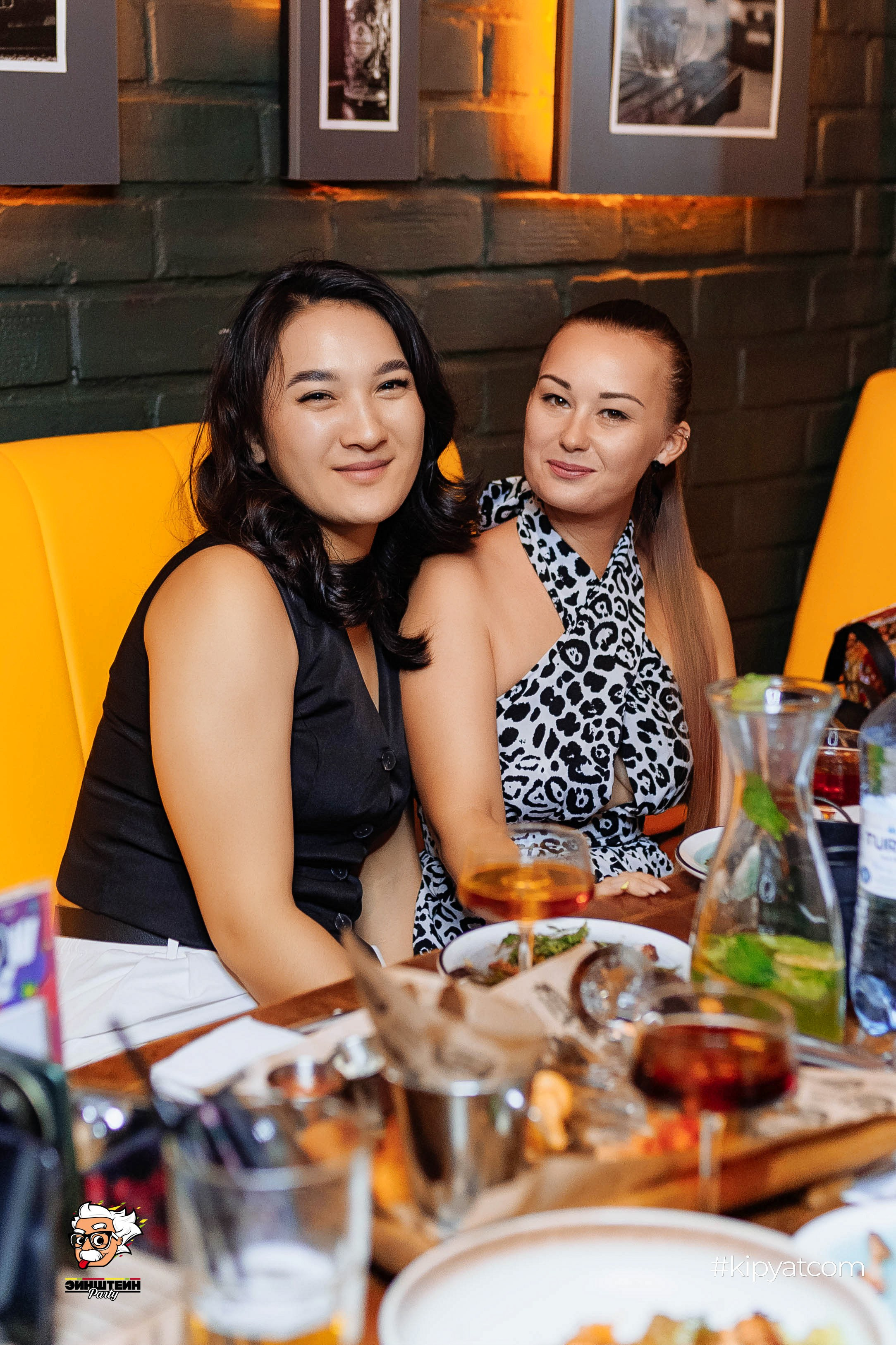 Эйнштейн Party