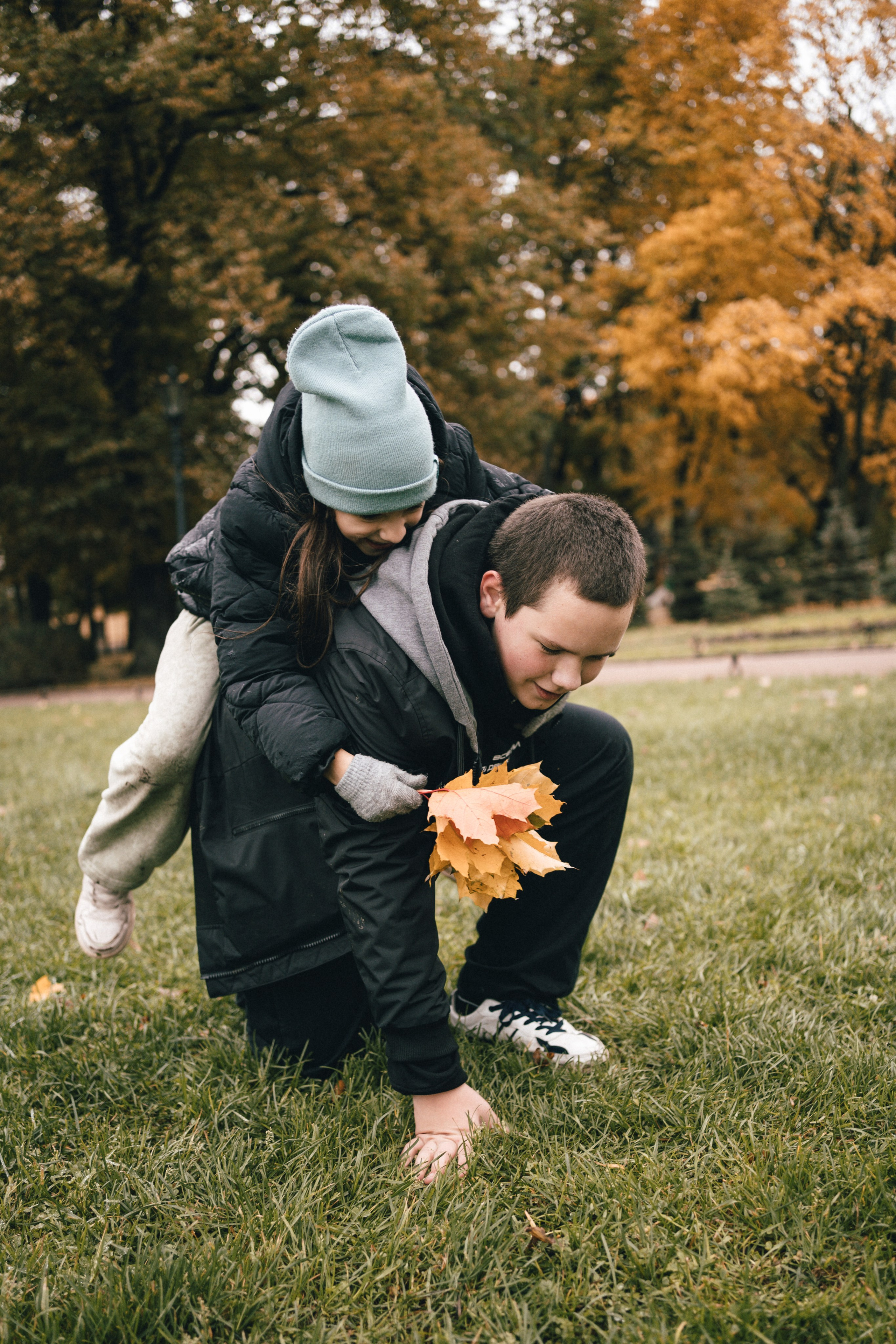 Мама, сын и дочка. Репортажный фотограф в Санкт-Петербурге. Фотограф на мероприятие в СПБ