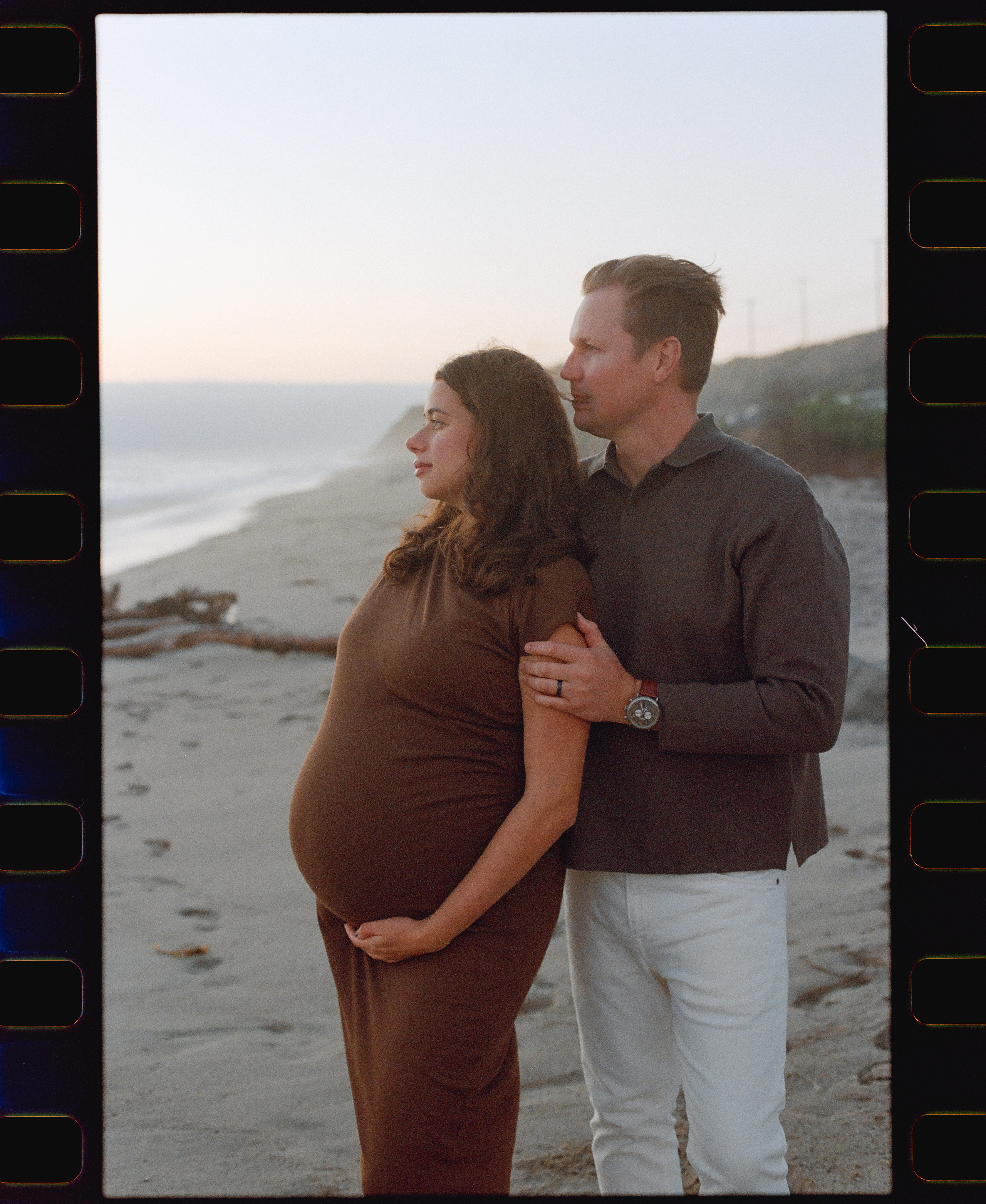 Maternity. Film photographer in Los Angeles Anastasiya Pankova