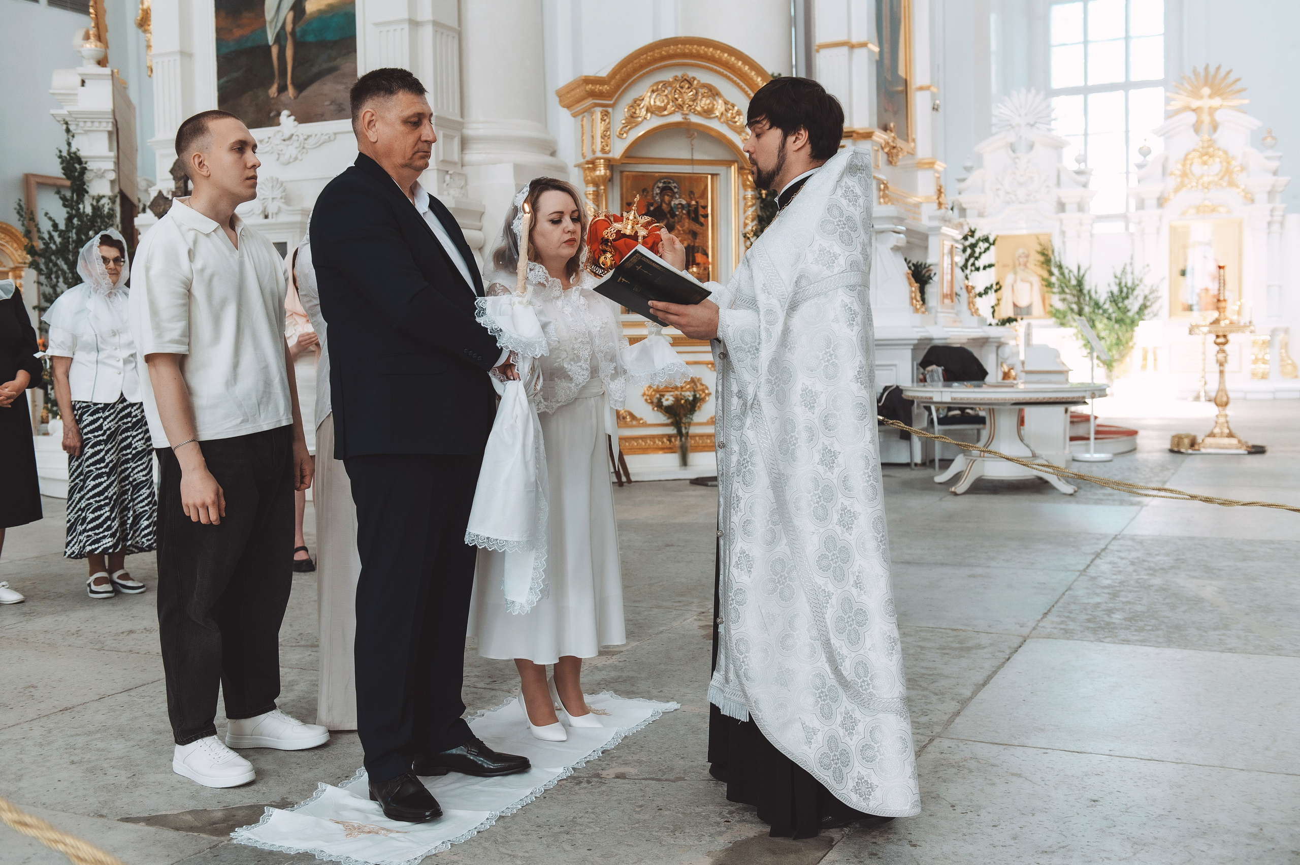 Алена и Сергей. смольный собор. Свадебный и семейный фотограф в Санкт-Петербурге — Мария Черепанова