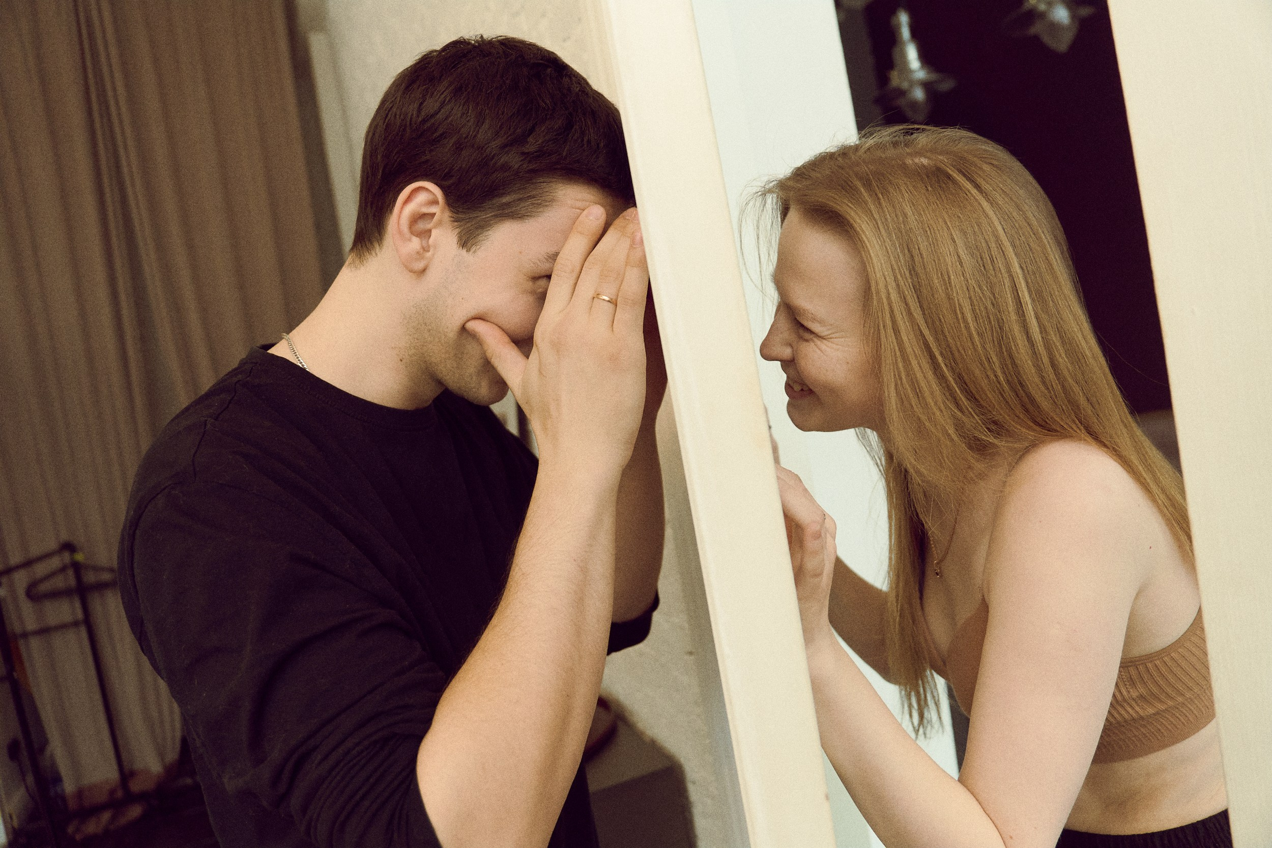 Эля и Никита | домик+улица. Фотограф, рассказывающий истории // Софа Медведева // Екатерибург