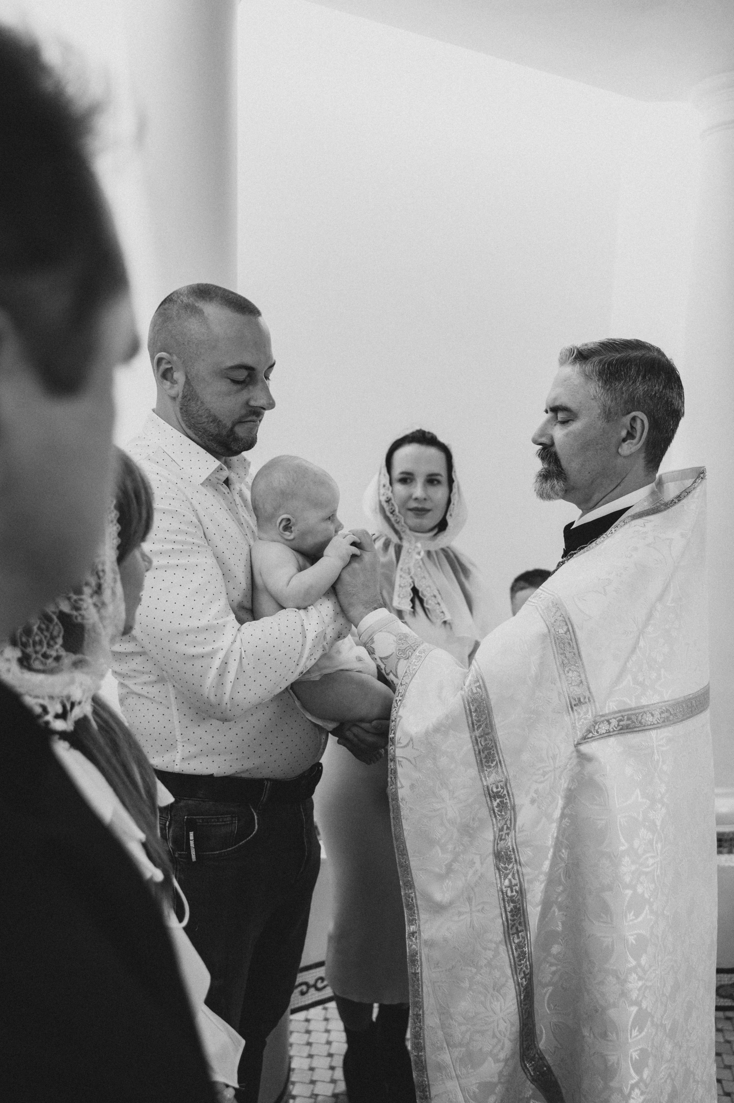 Крещение Тимура (Храм Святой Троицы). Семейный фотограф в Минске Дарья Дреко