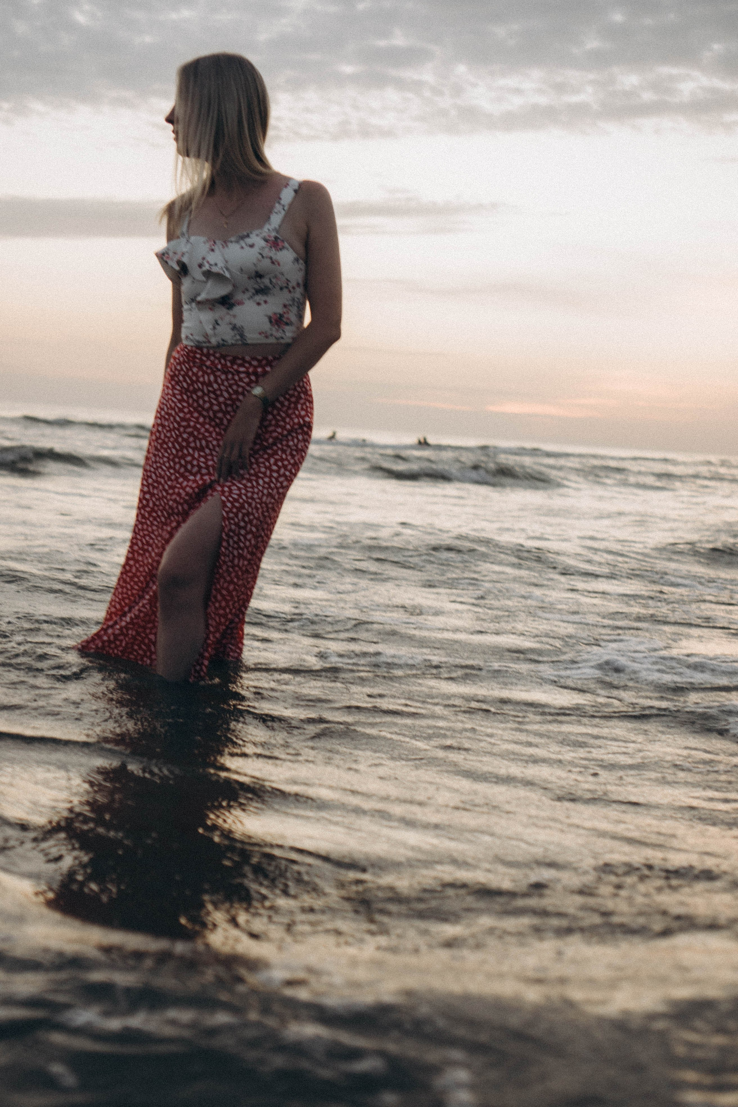 Июльский вечер на берегу черного моря. Профессиональный фотограф, Санкт-Петербург — Виктория Богомолова