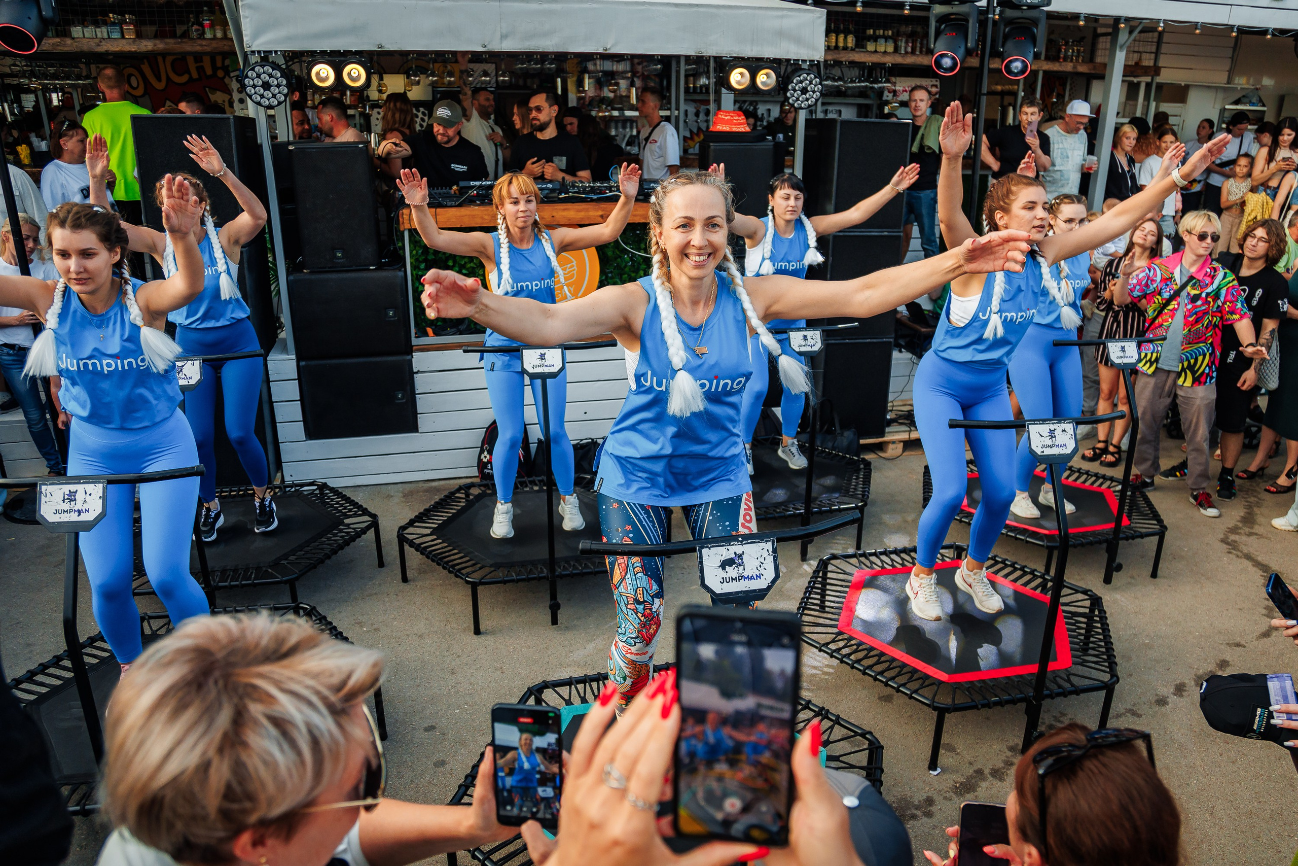 Открытие сезона в HUNGRY BIRD_Симеиз_Крым_14.06.2025. Аминов Руслан | Фотограф