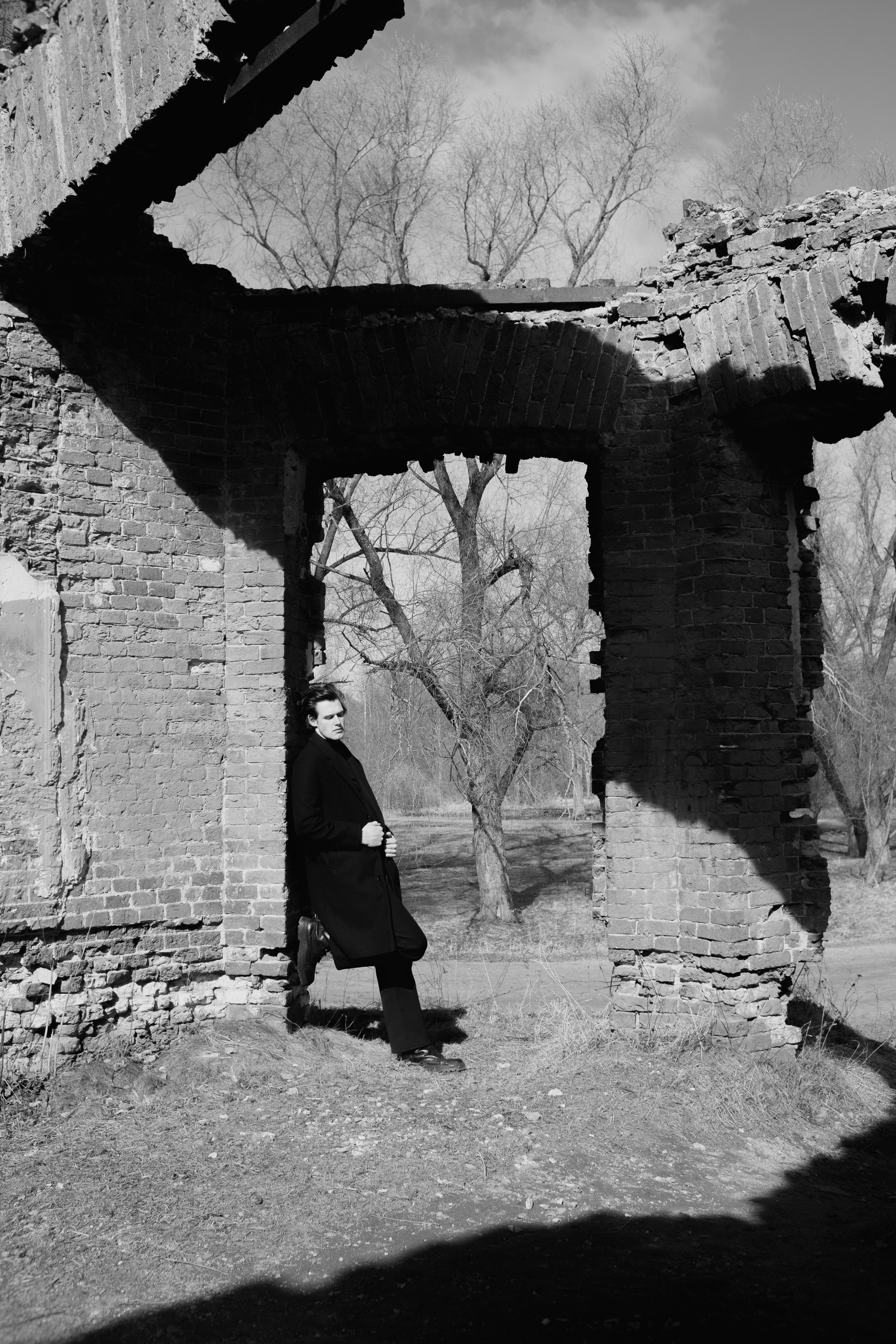 Тимофей. Весення съемка за городом. Портретный фотограф в Санкт-Петербурге Валентина Долженко