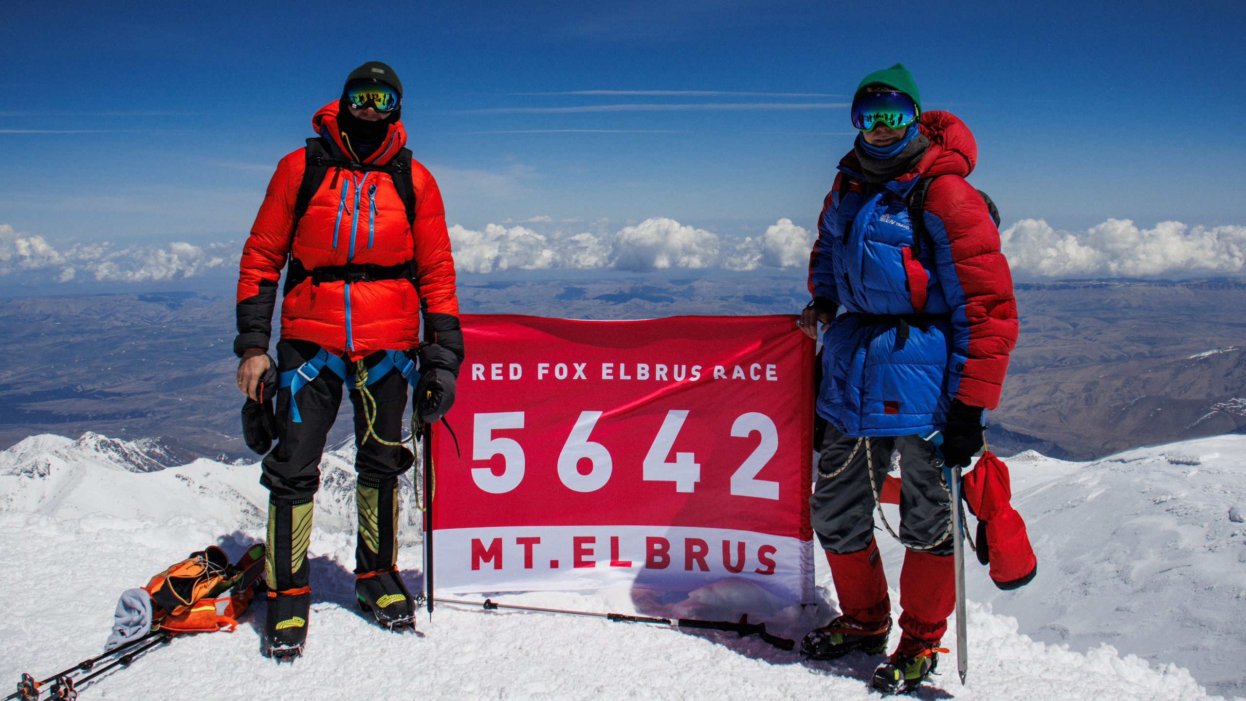 Скайранинг. Фотограф на трекинг и восхождение Эльбрус, Приэльбрусье. Елизавета Бобок