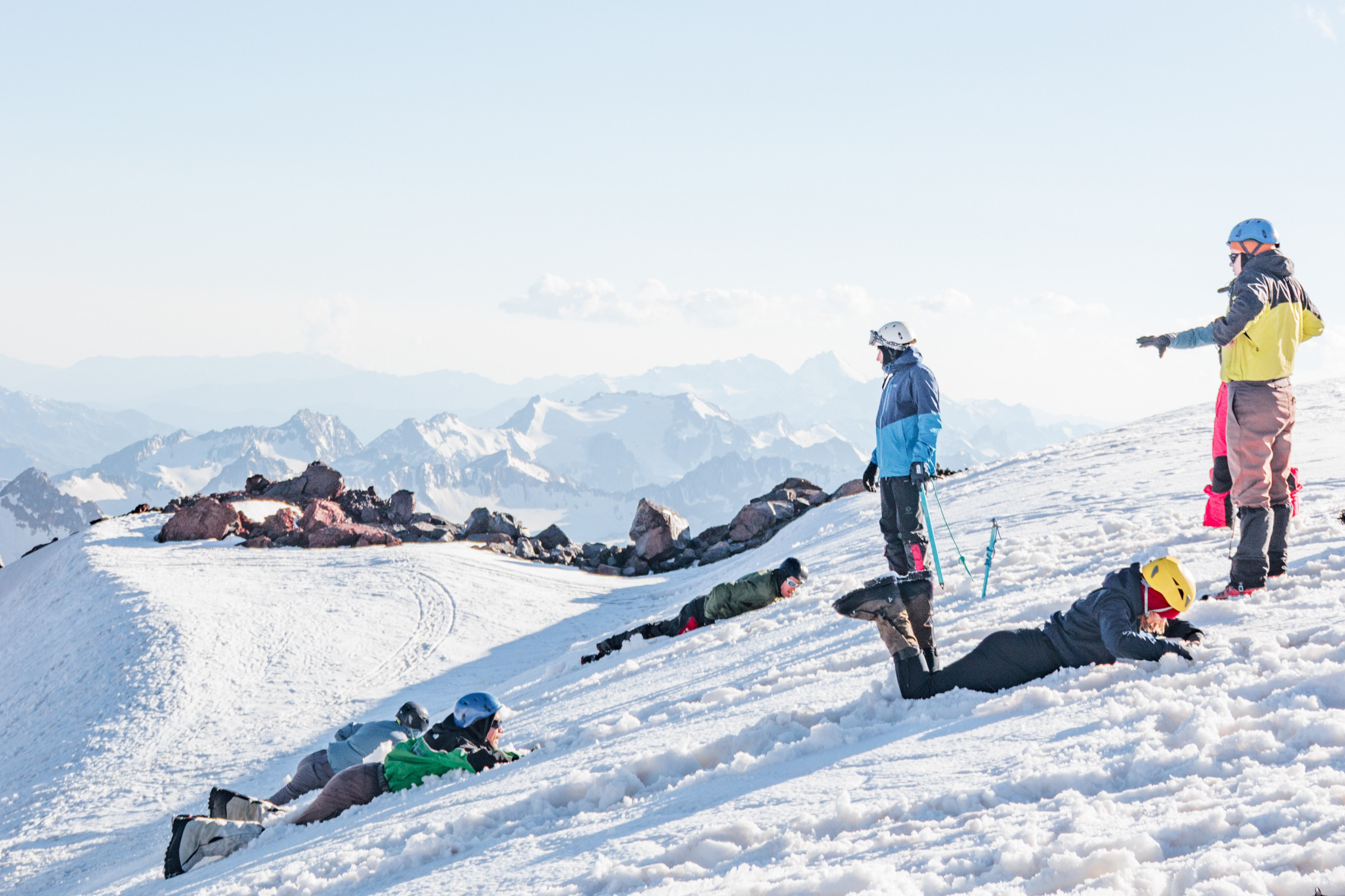 Снежно-ледовые занятия. Фотограф на трекинг и восхождение Эльбрус, Приэльбрусье. Елизавета Бобок