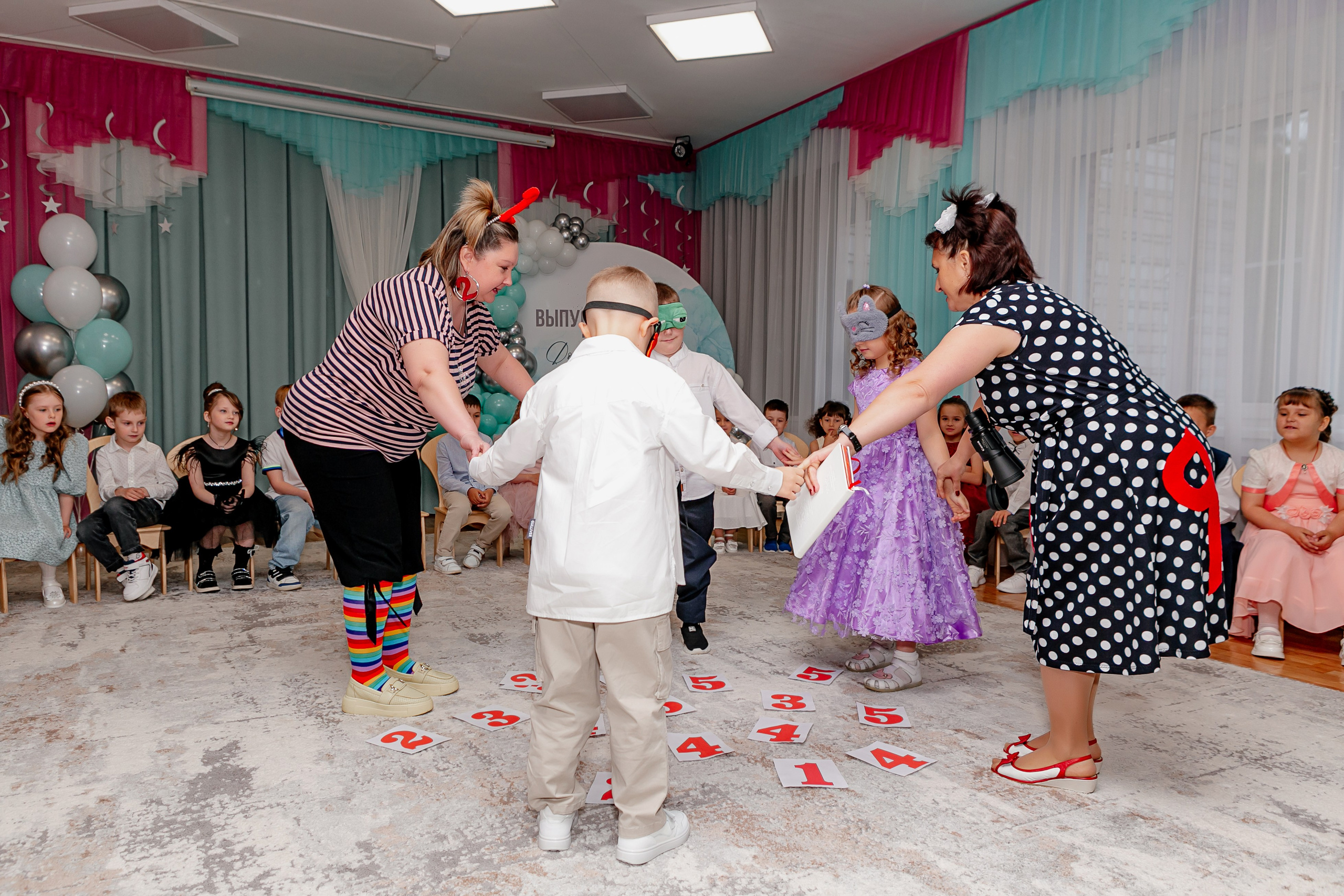 ВЫПУСКНОЙ ДЕТСКИЙ САД. Контент фотограф, съемка для маркетплейсов, фуд съемка и репортажи в Новосибирске Ралия Галеева