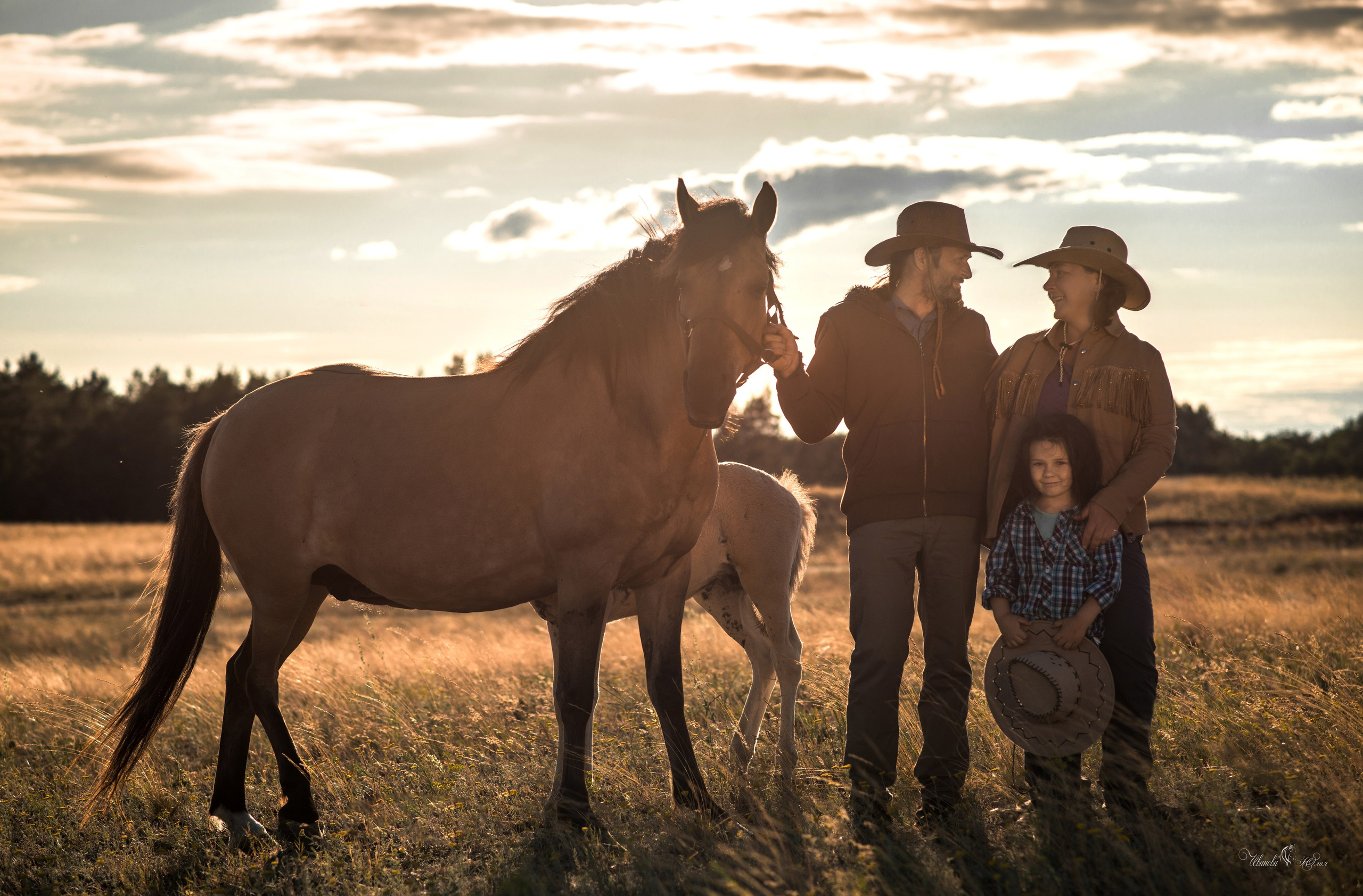 Семья Василия и Натальи. Конный фотограф в Саратове Юлия Иванова