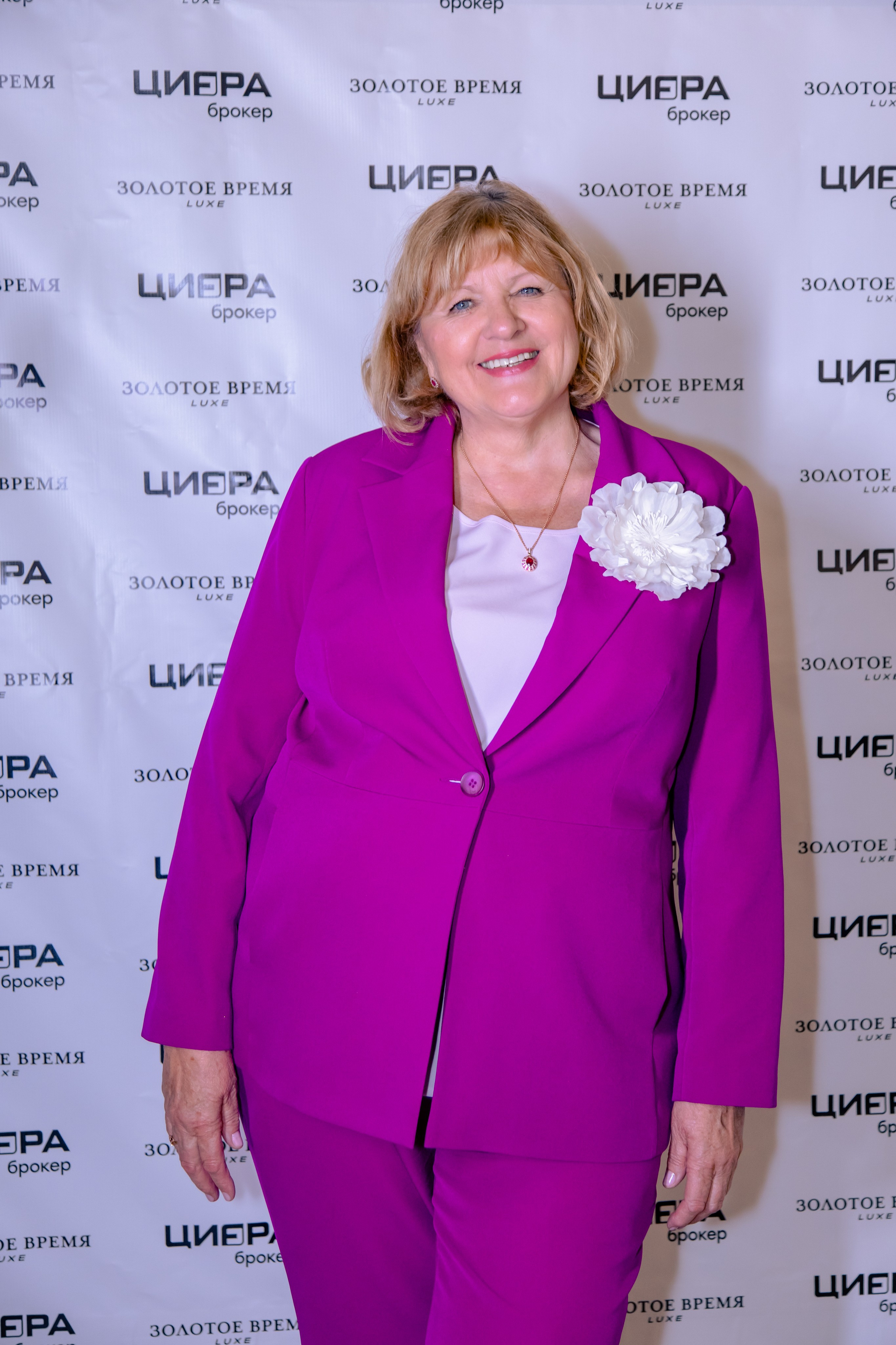 ЗОЛОТОЕ ВРЕМЯ LUXE. МЕДИА-РЕСУРС ХАБАРОВСК / Фотоотчеты / Репортажи / События