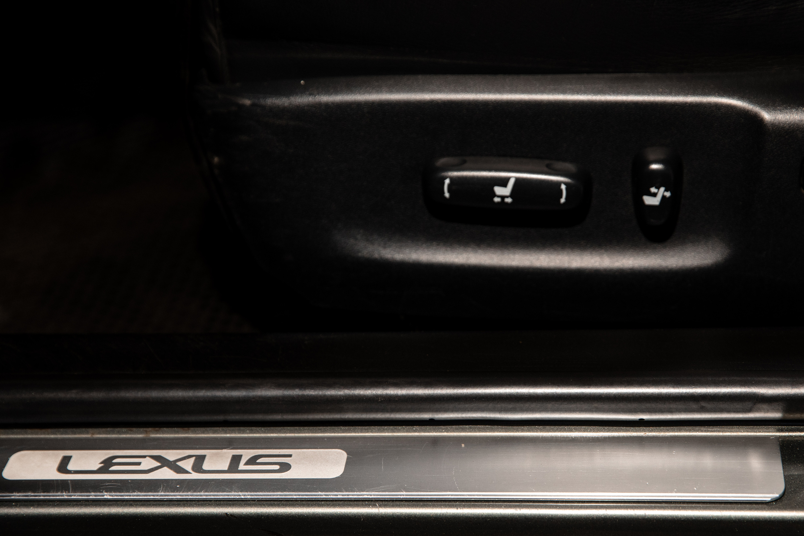 LEXUS GS 300. Свадебный фотограф в Алматы Николай Киреев