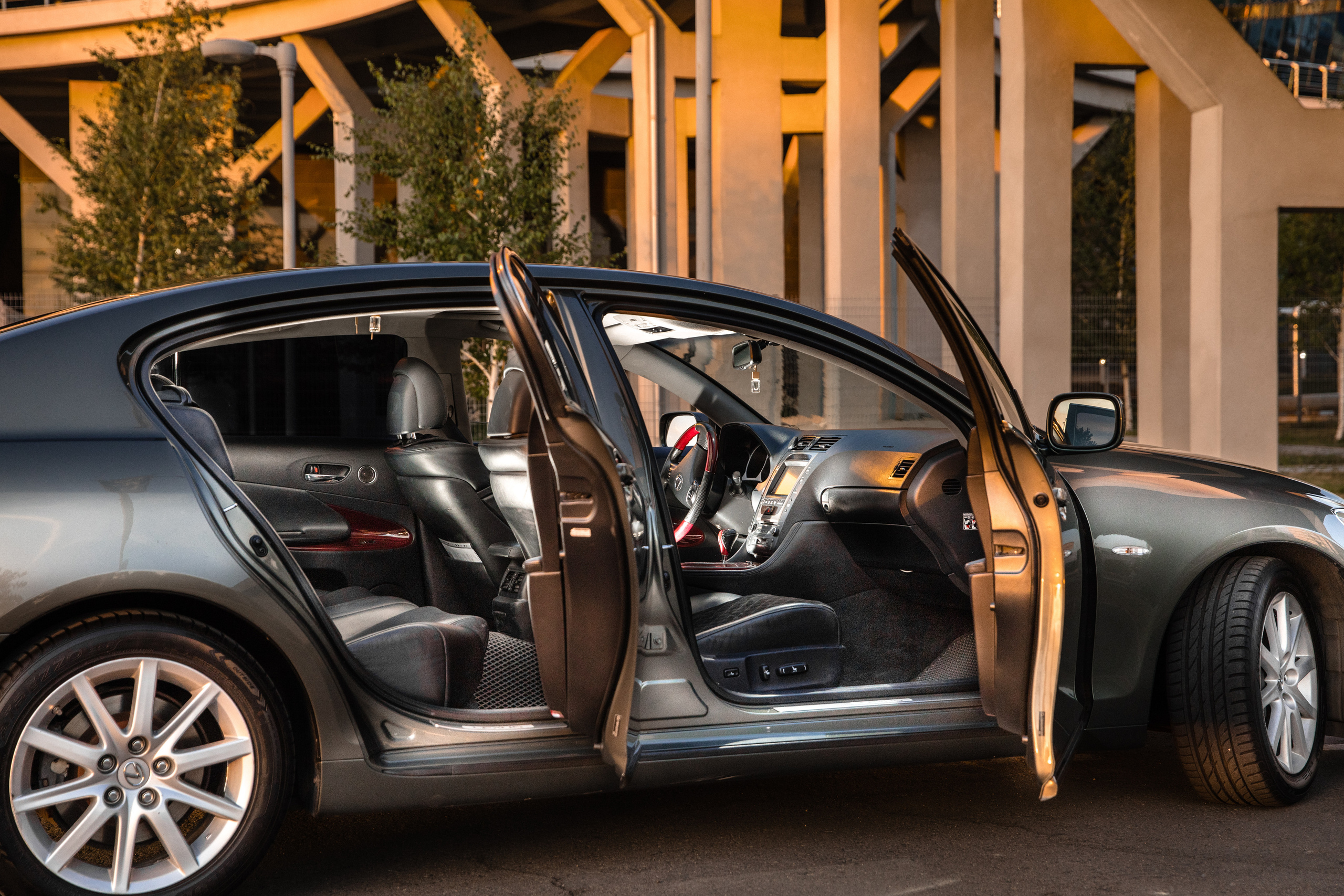 LEXUS GS 300. Свадебный фотограф в Алматы Николай Киреев