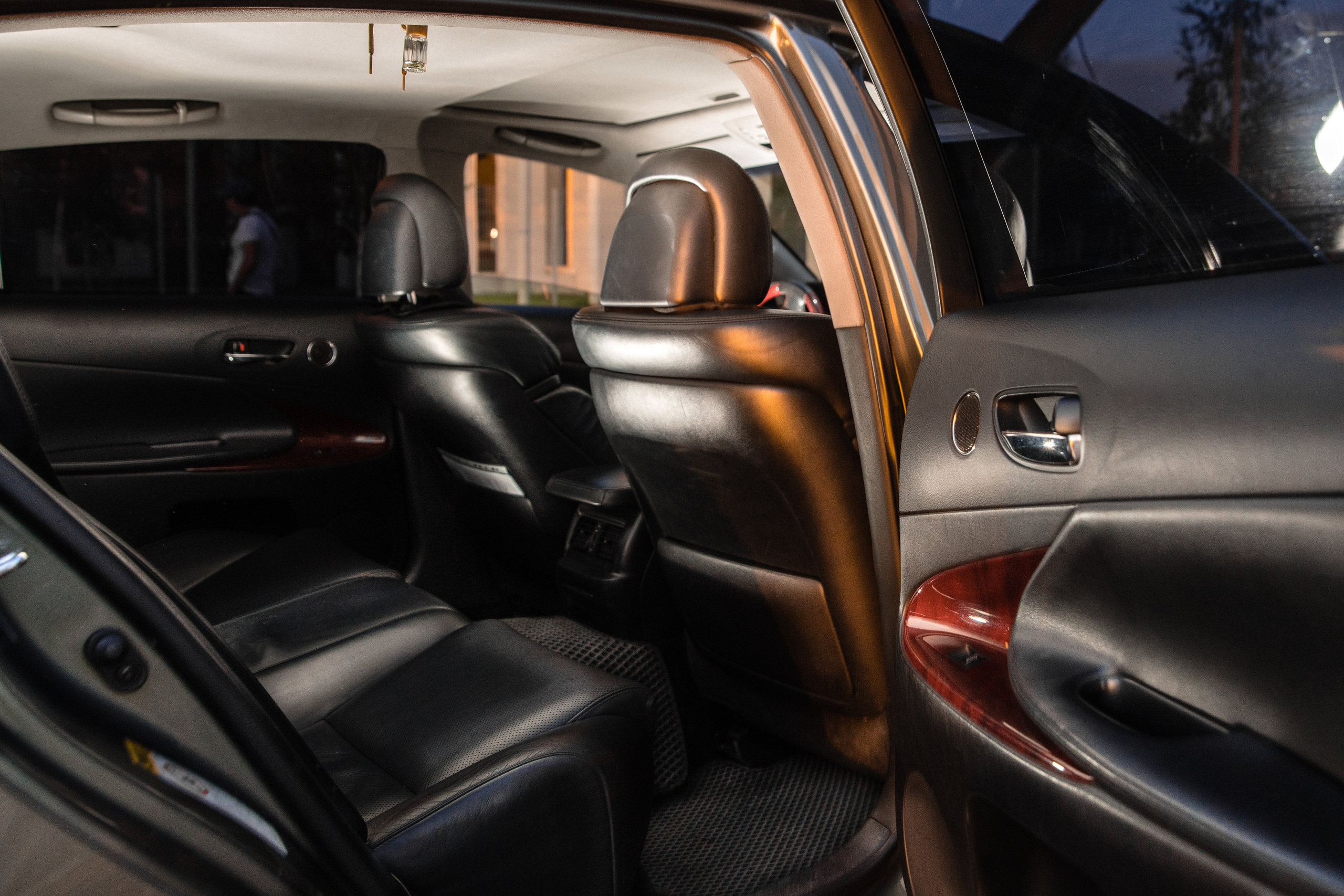 LEXUS GS 300. Свадебный фотограф в Алматы Николай Киреев