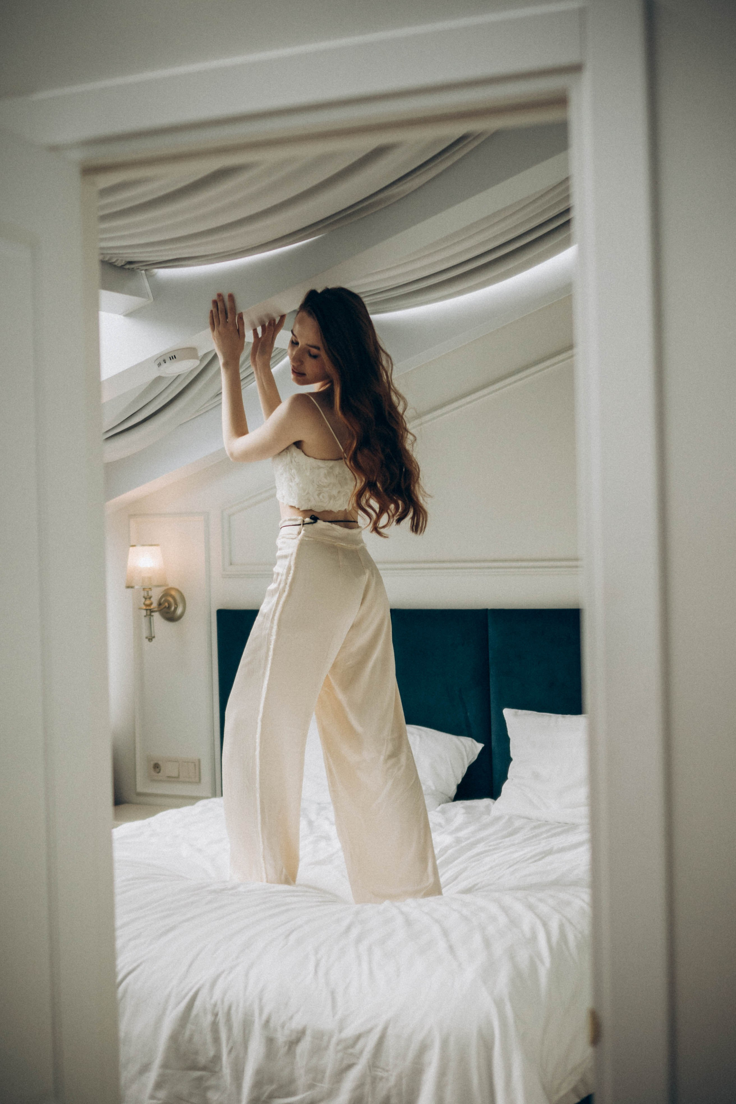 СВАДЕБНАЯ СЬЕМКА В ОТЕЛЕ. СБОРЫ ЖЕНИХА И НЕВЕСТЫ И ТАКЖЕ ТОР И ПОДГОТОВКА К ПРОГУЛКЕ. Профессиональный фотограф, Санкт-Петербург — Виктория Богомолова