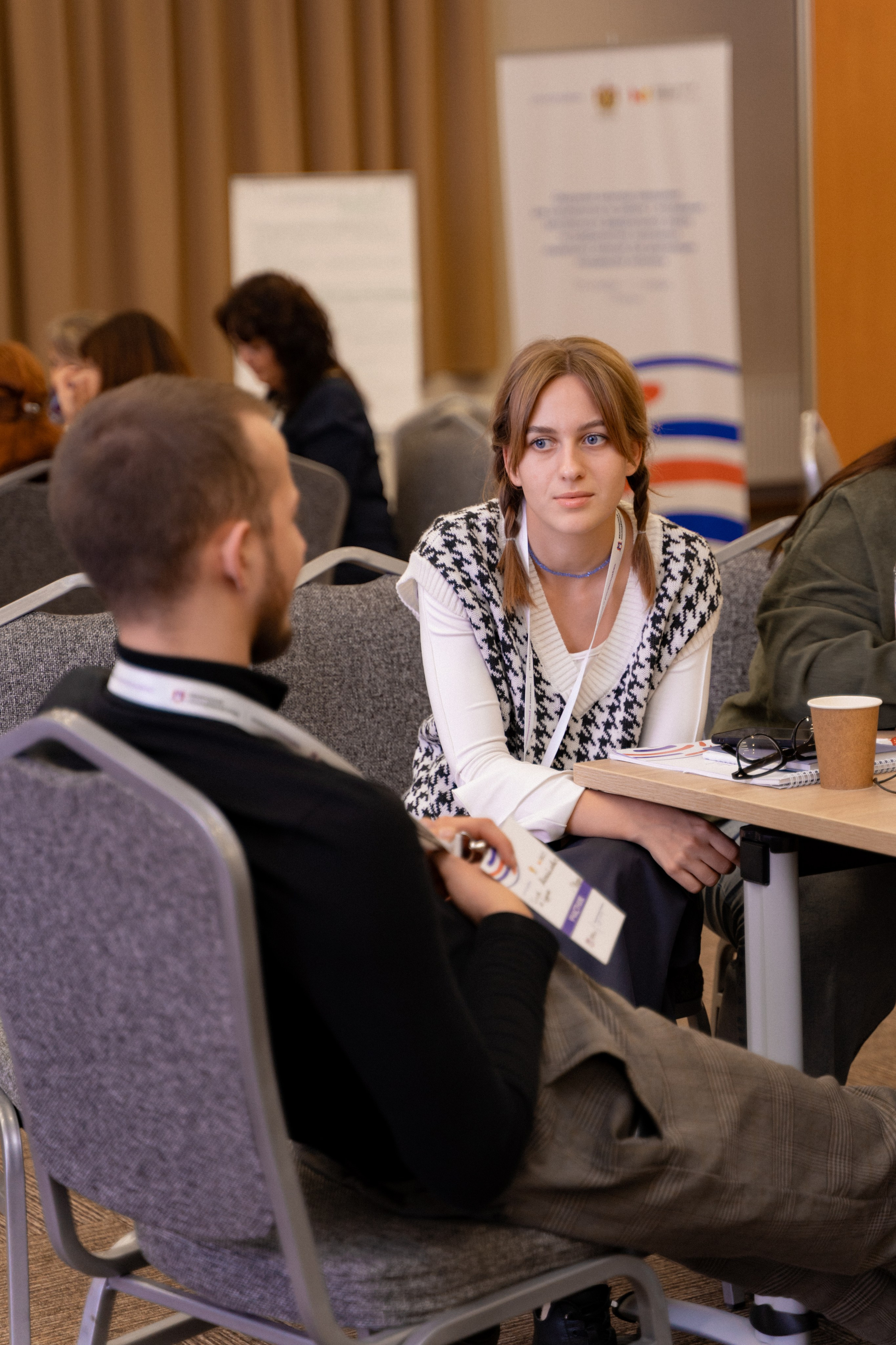 Окружной семинар в сфере профилактики от Росмолодежи в Амаксе 2024. Фотограф Надежда Погребняк | Рязань | Москва