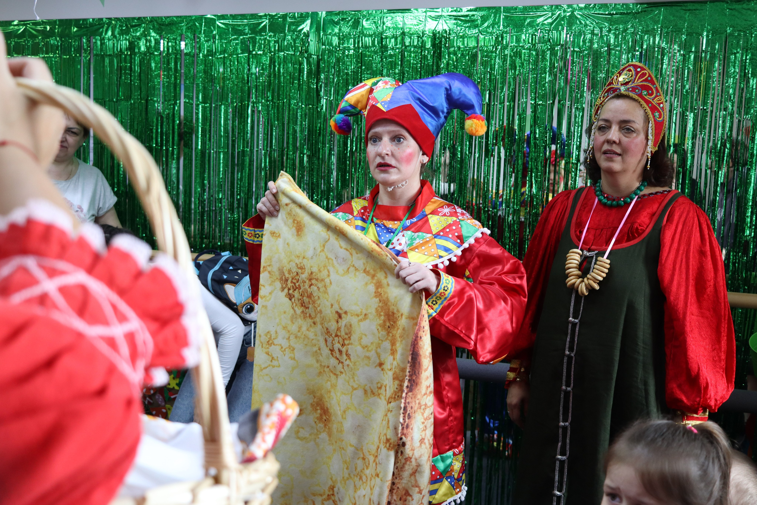 Масленица для малышей в «Зелёной груше». Репортажный фотограф в Москве и Зеленограде Karina-vozd