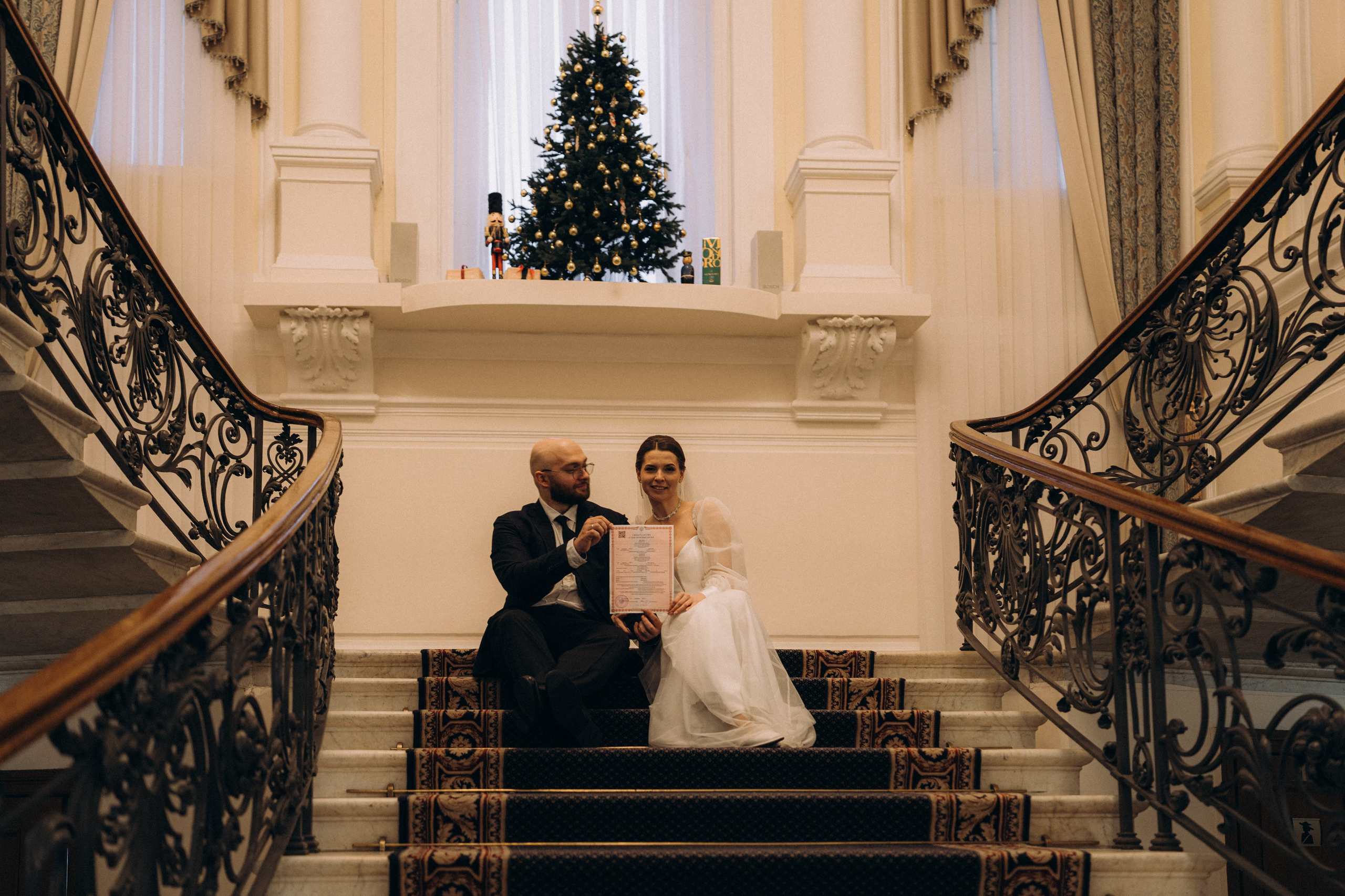 СВАДЕБНАЯ СЬЕМКА ВО ВТОРОМ ДВОРЦЕ (ДЕКАБРЬ) ТАКЖЕ СЬЕМКА В СТУДИИ НА ЧЕРНЫШЕВСКОЙ. Профессиональный фотограф, Санкт-Петербург — Виктория Богомолова