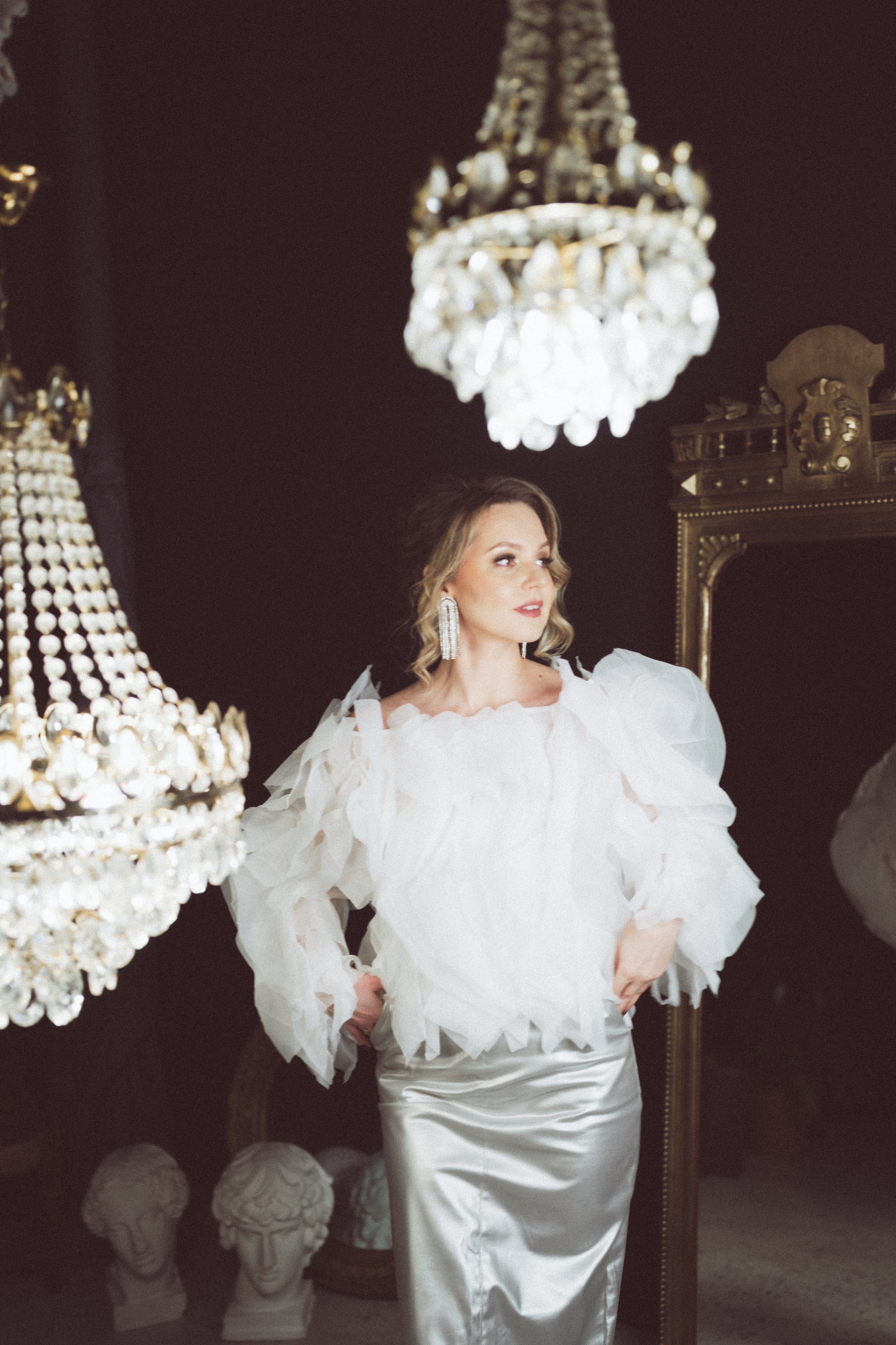 НОВОГОДНЯЯ ФОТОСЕСИИЯ В СТУДИИ ДЛЯ ДЕВУШКИ И ПРОГУЛКА ПО ЧЕРНЫШЕВСКОЙ. Профессиональный фотограф, Санкт-Петербург — Виктория Богомолова