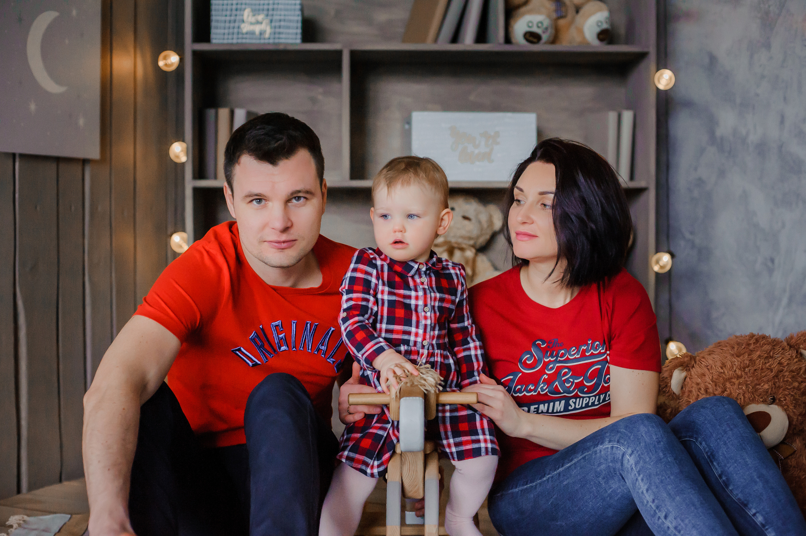 Детский и семейный фотограф в Рязани Валя Лялина. Фотограф новорождённых в Рязани, фотосъемка выписки из роддома, крещен