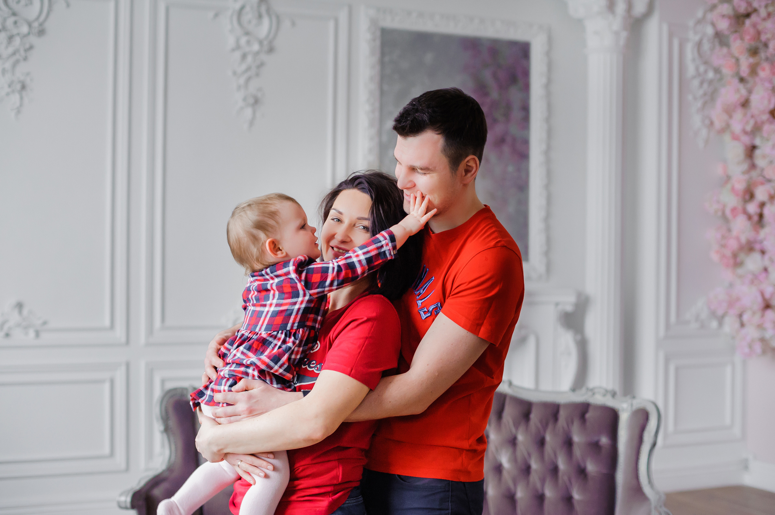 Детский и семейный фотограф в Рязани Валя Лялина. Фотограф новорождённых в Рязани, фотосъемка выписки из роддома, крещен