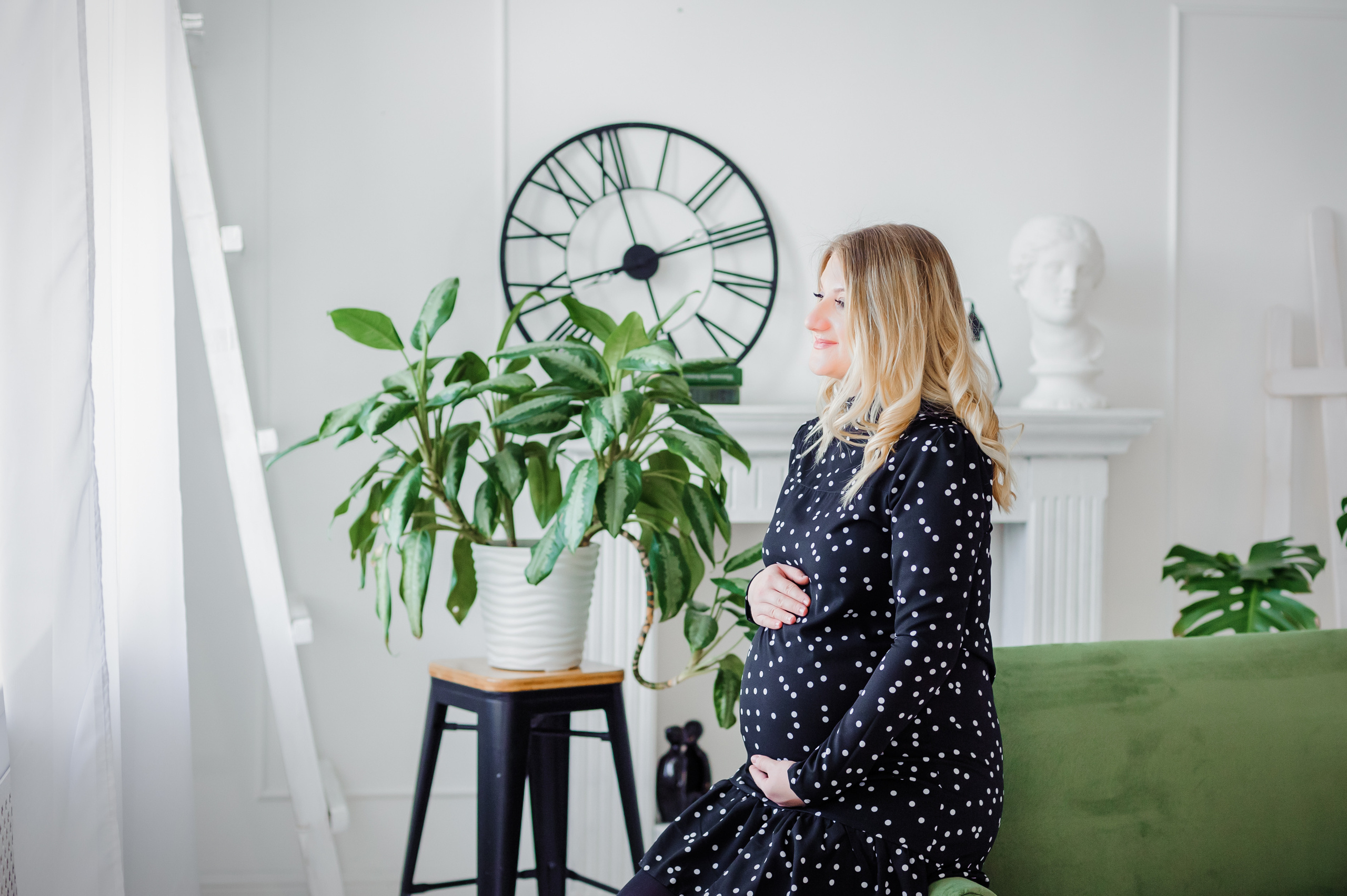 Детский и семейный фотограф в Рязани Валя Лялина. Фотограф новорождённых в Рязани, фотосъемка выписки из роддома, крещен