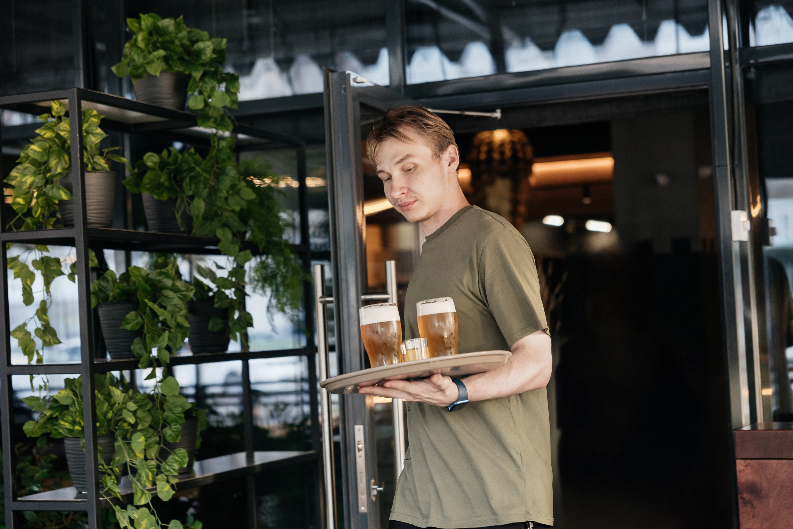 ГОРЯЧИЙ ЦЕХ открытие летней террасы. Фотограф свадебный семейный в Красноярске Шукшина Наталья