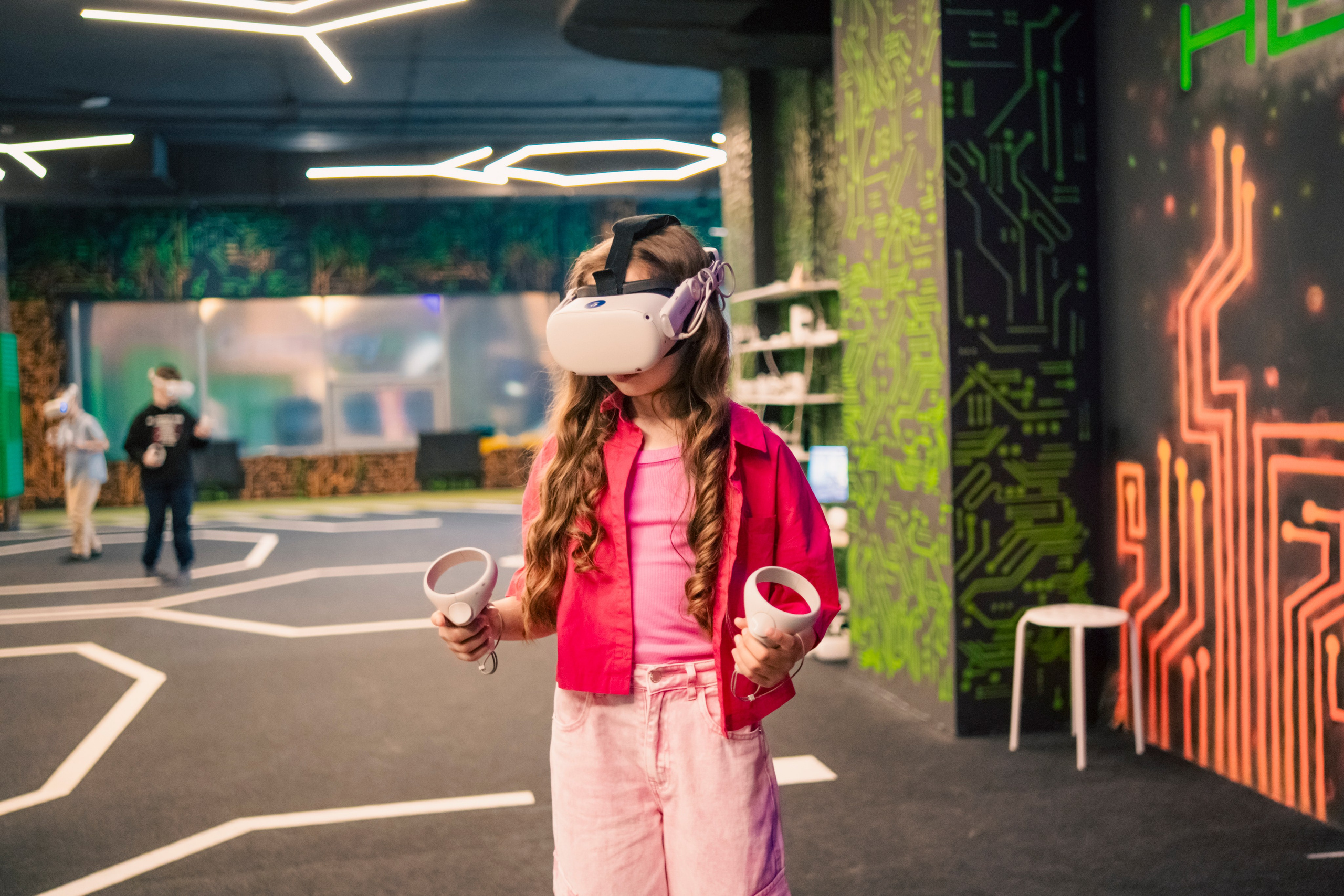 VR April-May. Felixtones