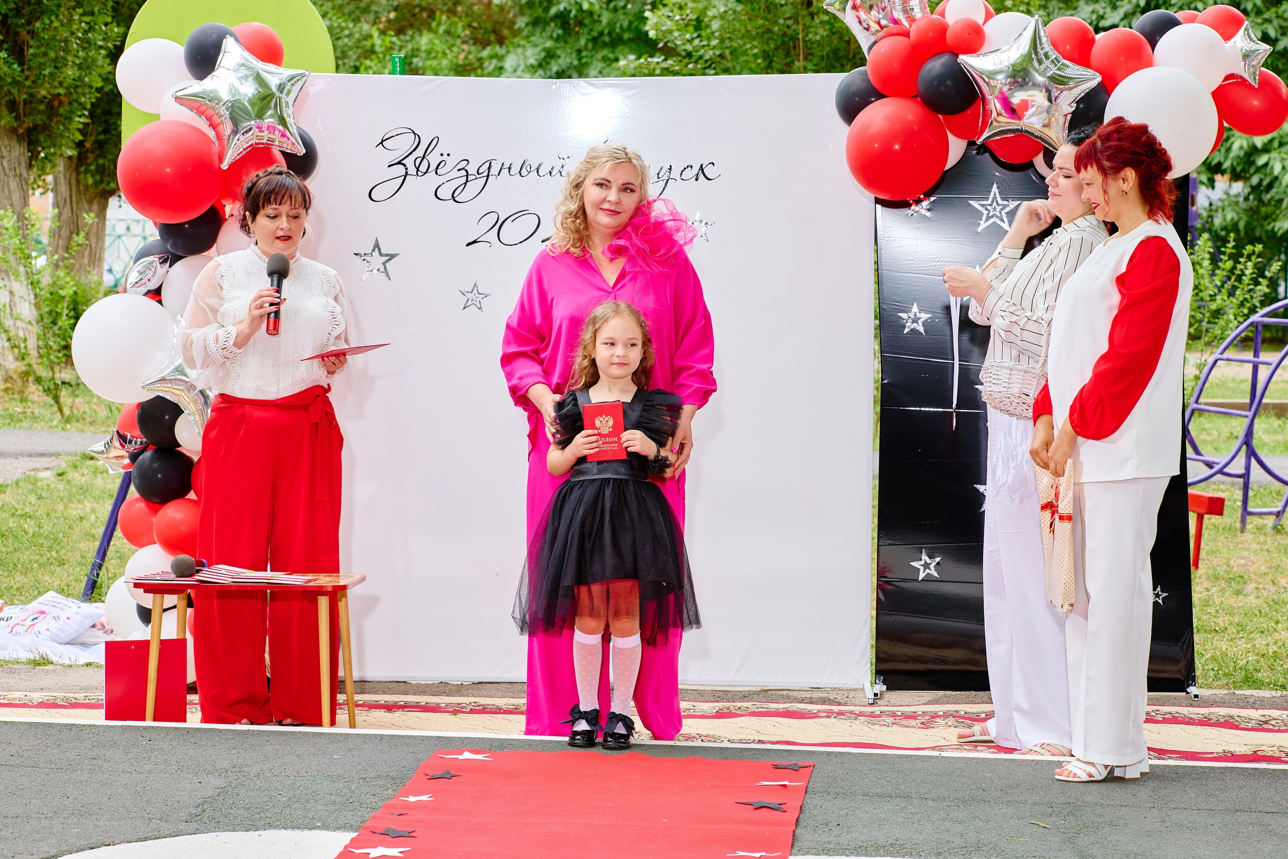 Выпускной 45 сад. Фотограф Выпускные альбомы Таганрог Сергей Коробченко