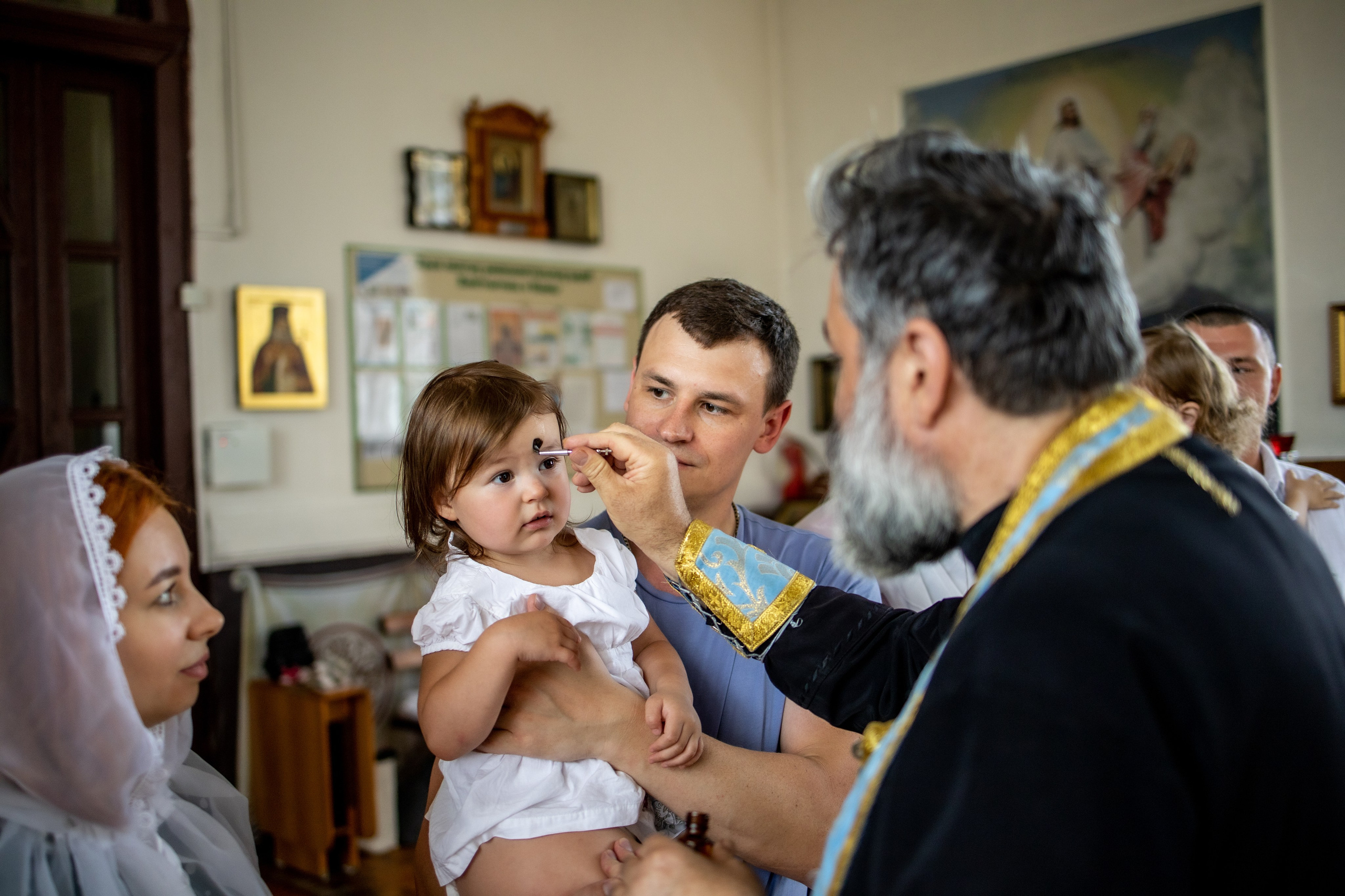 Таинство Крещения Евы, Арины и Дарьи. Фотограф Надежда Лукьянова