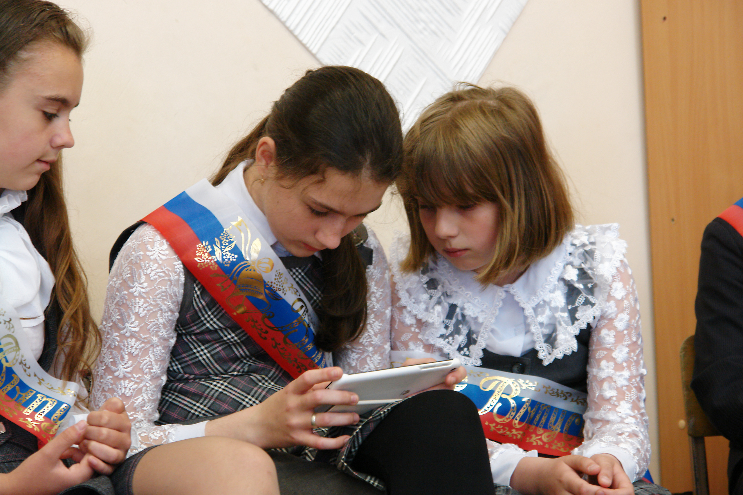 Фотосъемка в детском саду фотосъемка в школе Дипломы Выпускник Фотопла. Фотосъемка в детском саду и школе. Фотоальбомы и фотокниги ВЫПУСКНИК