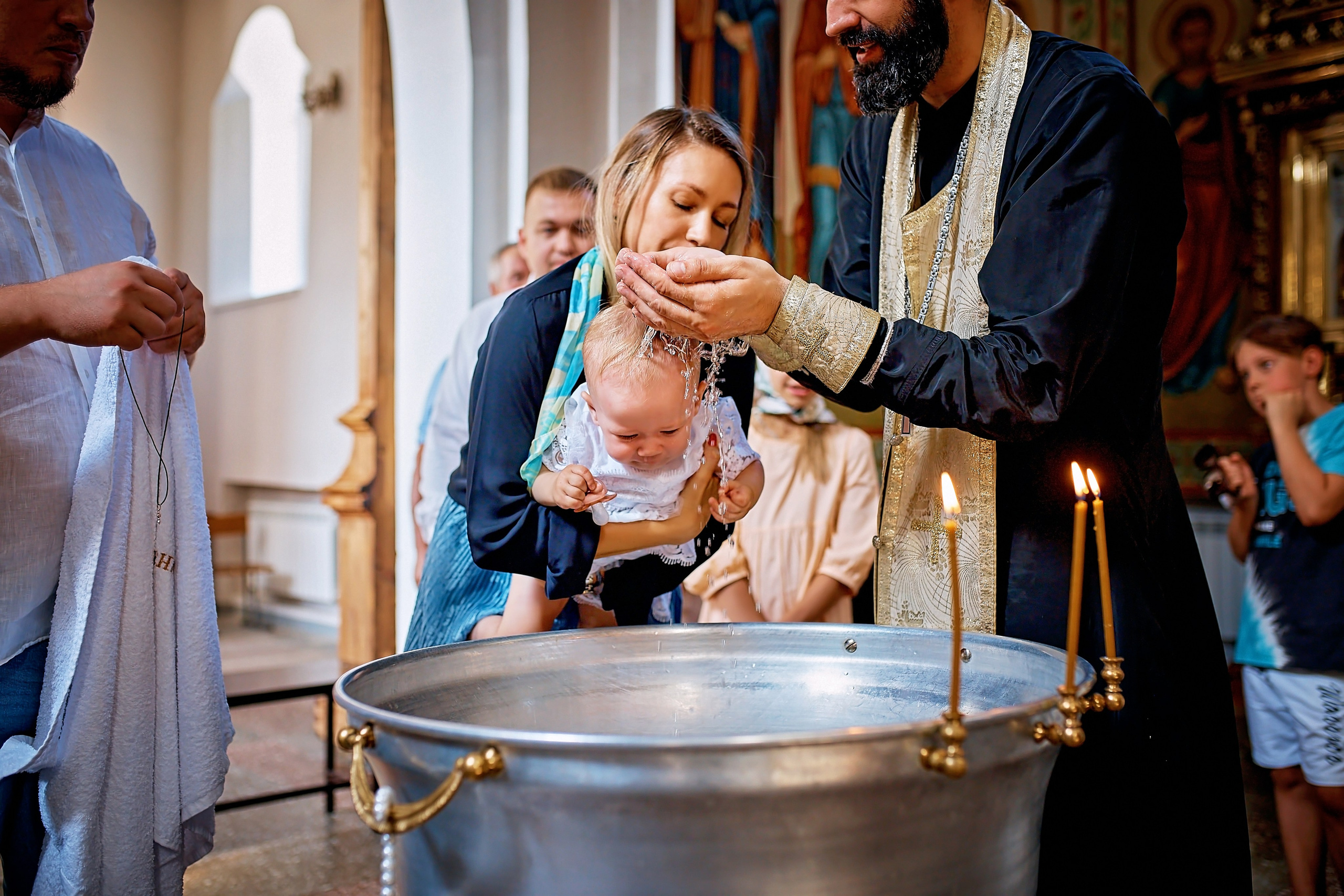 Таинство Крещения Анны Александро-Невский храм. Фотограф на Крещение и Венчание в Барнауле