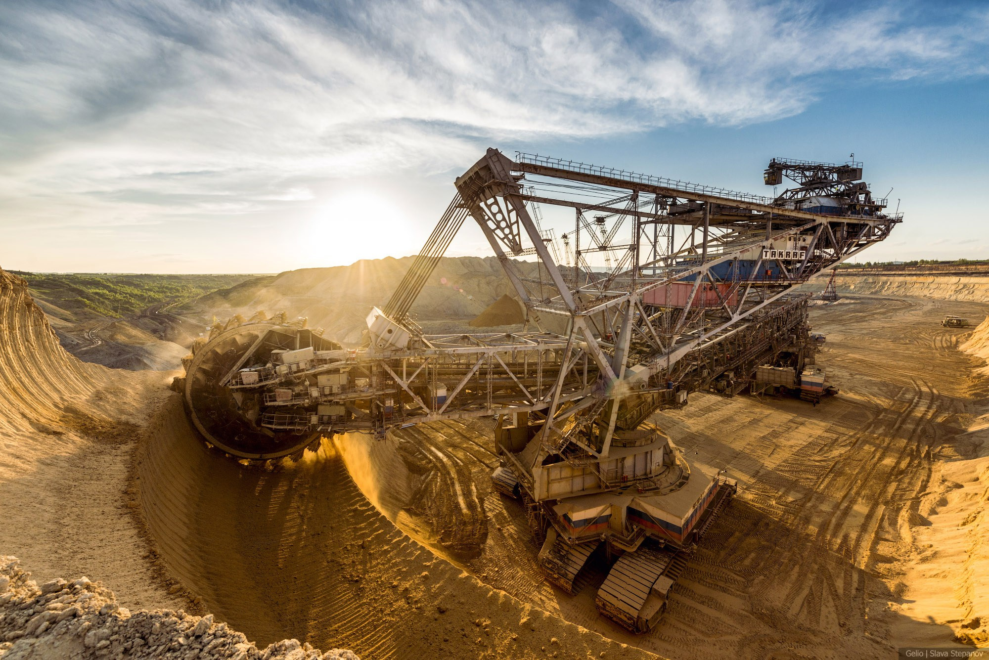 Добыча. Фотограф Слава Степанов, Gelio