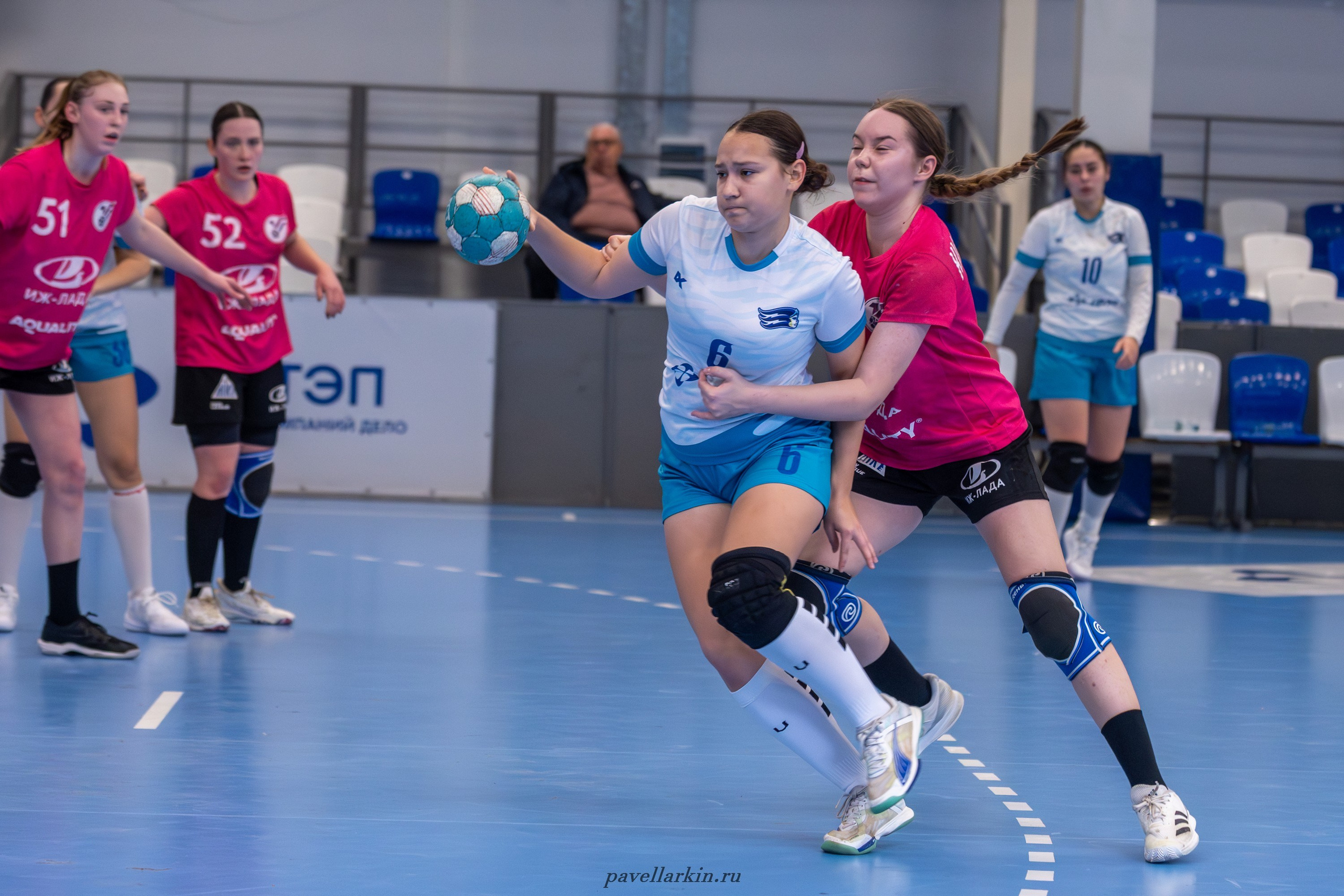 Гандбол. Черноморочка-2 — Университет-2. Спортивный фотограф, фотожурналист Павел Ларькин