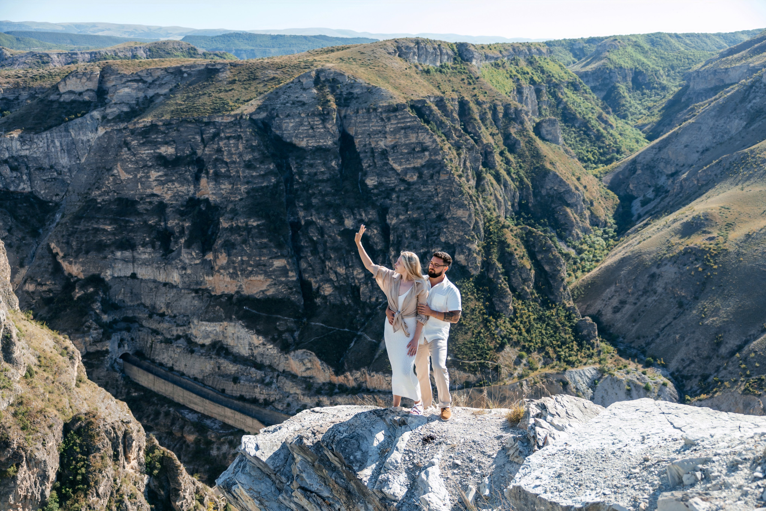 Фотосессия в горах прекрасной пары АРТЕМ & АЛЕСЯ. Свадебный фотограф в Махачкале Иван Айвазян