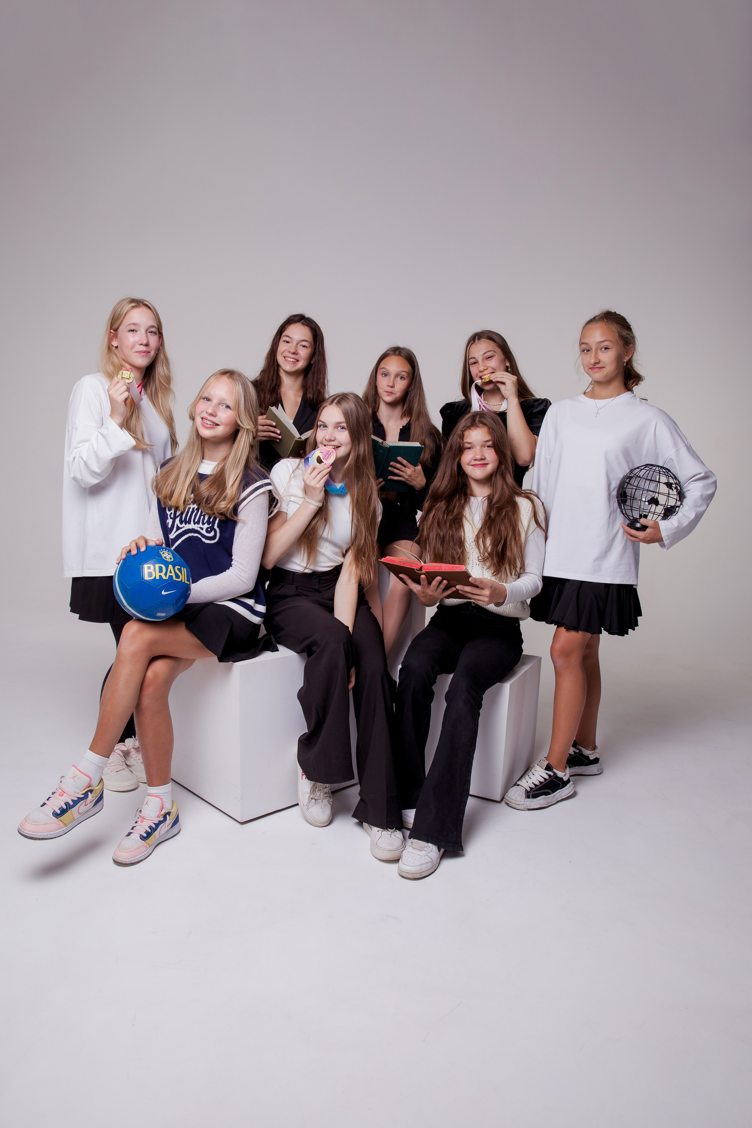 Студия для выпускных альбомов в Зеленограде. Выпускные альбомы в Зеленограде и Москве