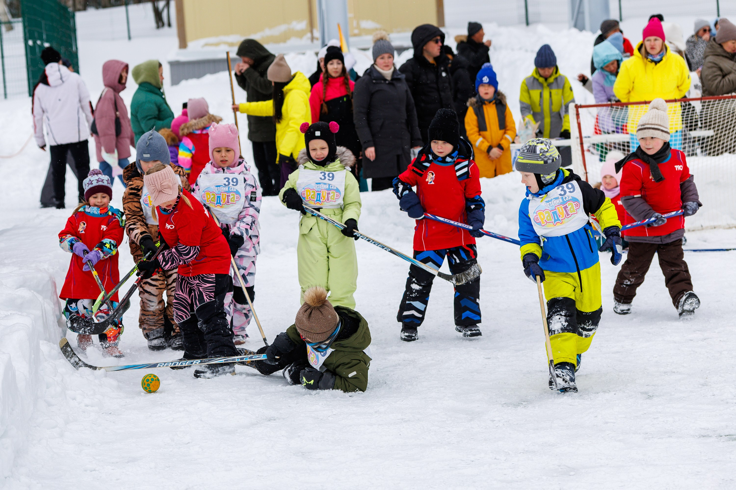 XIII чемпионат  по «ХОККЕЮ В ВАЛЕНКАХ». Свадебный, семейный и репортажный фотограф в Южно-Сахалинске Артур Петросян