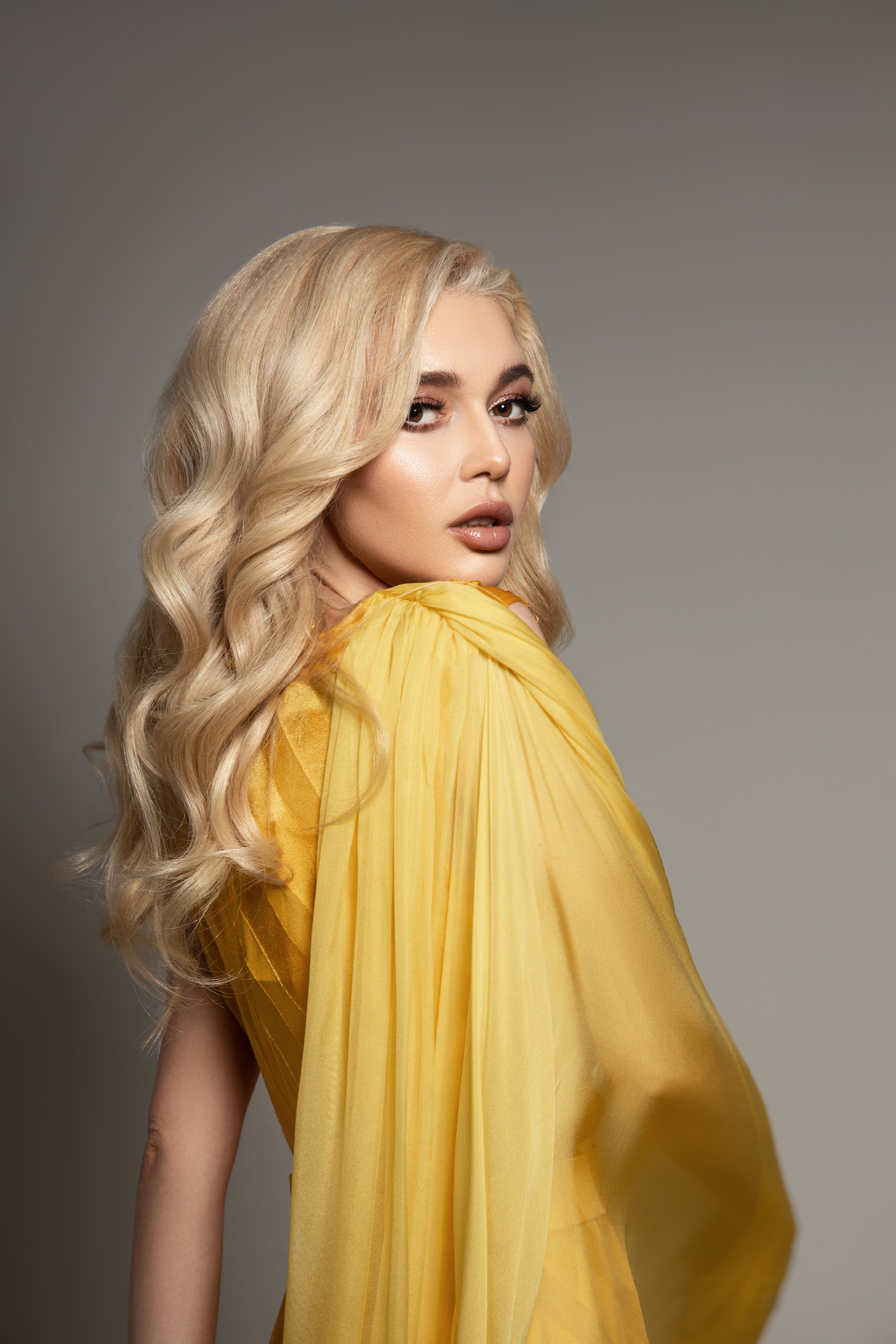 Портретная съемка. Ретушер и бьюти фотограф