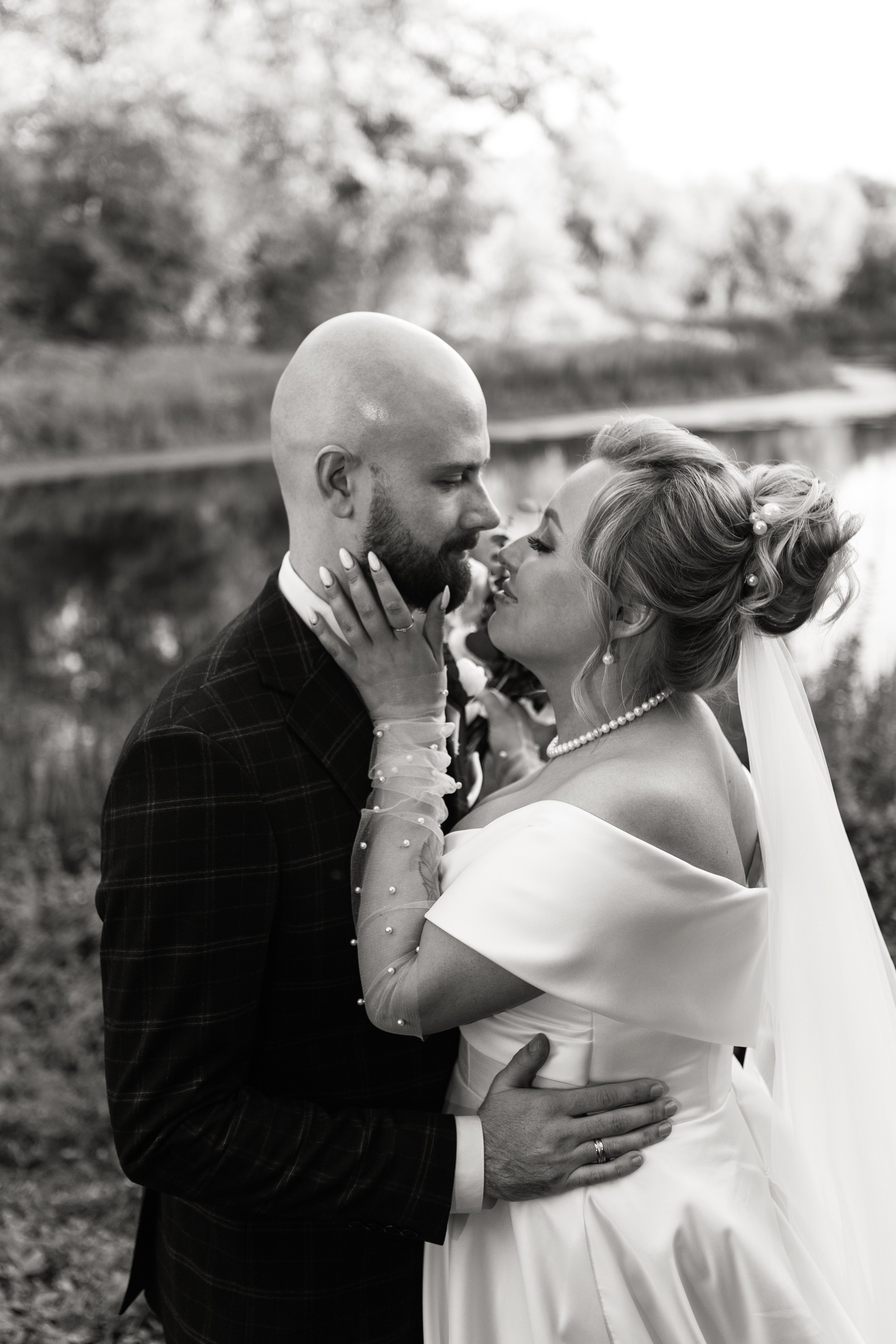 Свадебный фотограф Уфа — Руслан ГабдлисламовЖивые эмоции, красивые кадры, воспоминания на всю жизнь.Работаю по всей Республике Башкортоста. Свадебный фотограф Уфа Руслан Габдлисламов