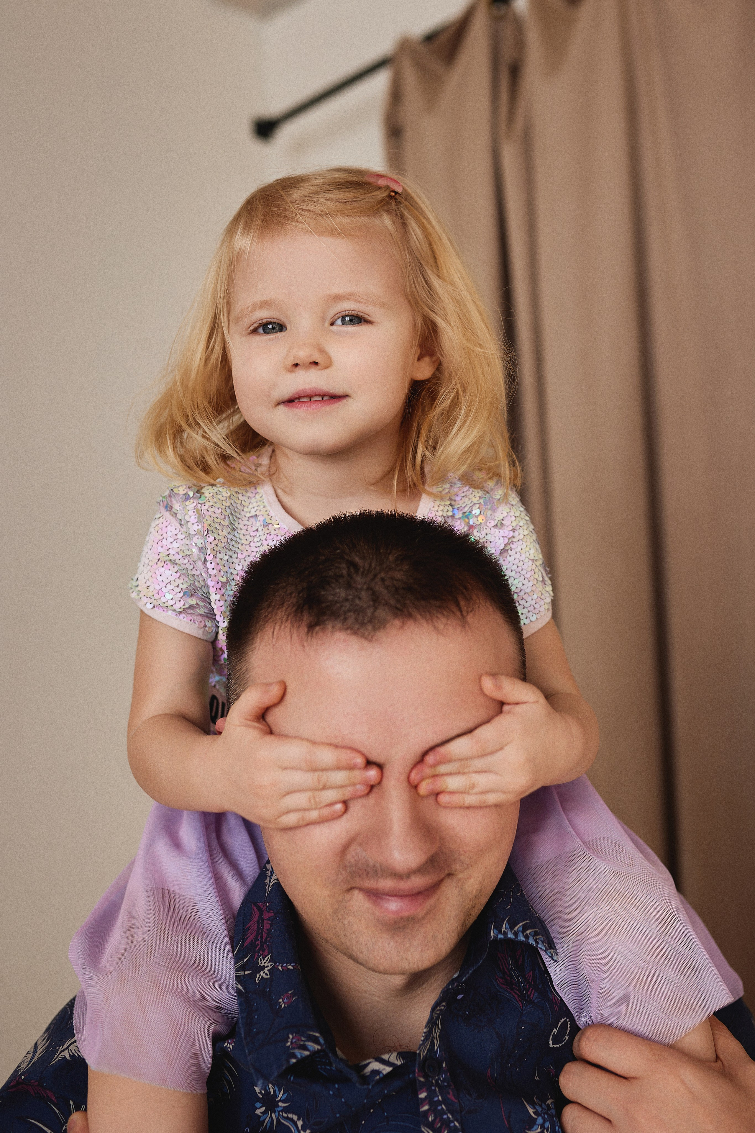 Семейная фотосессия в фотостудии Молоко